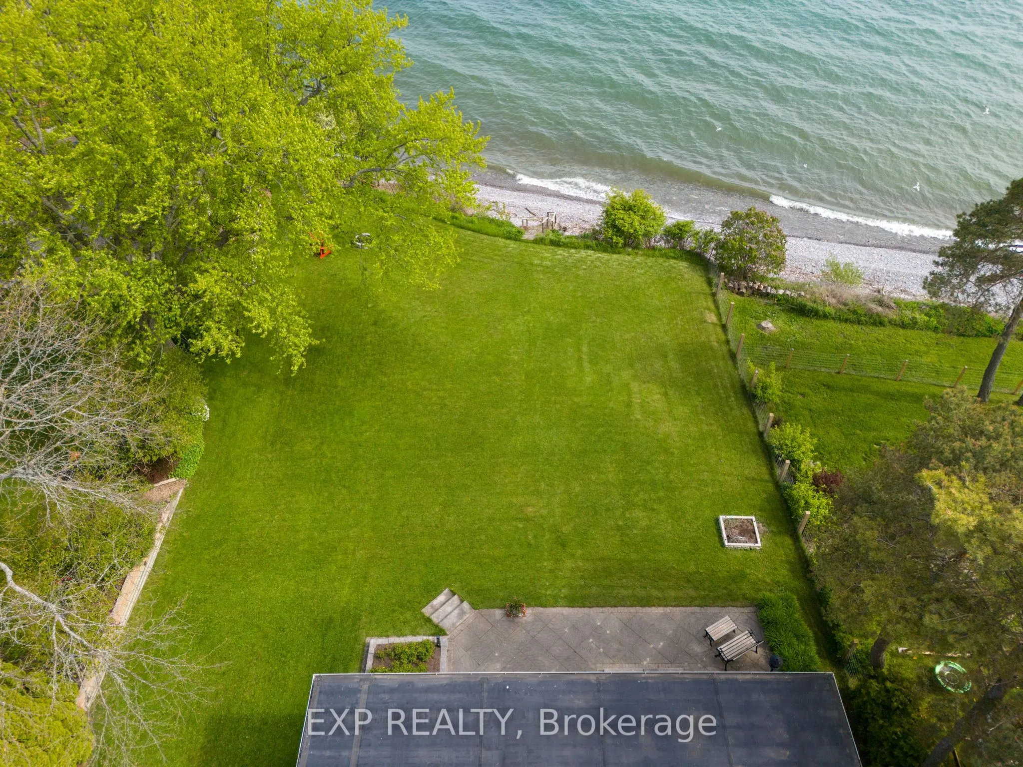 519 Lakeshore Road