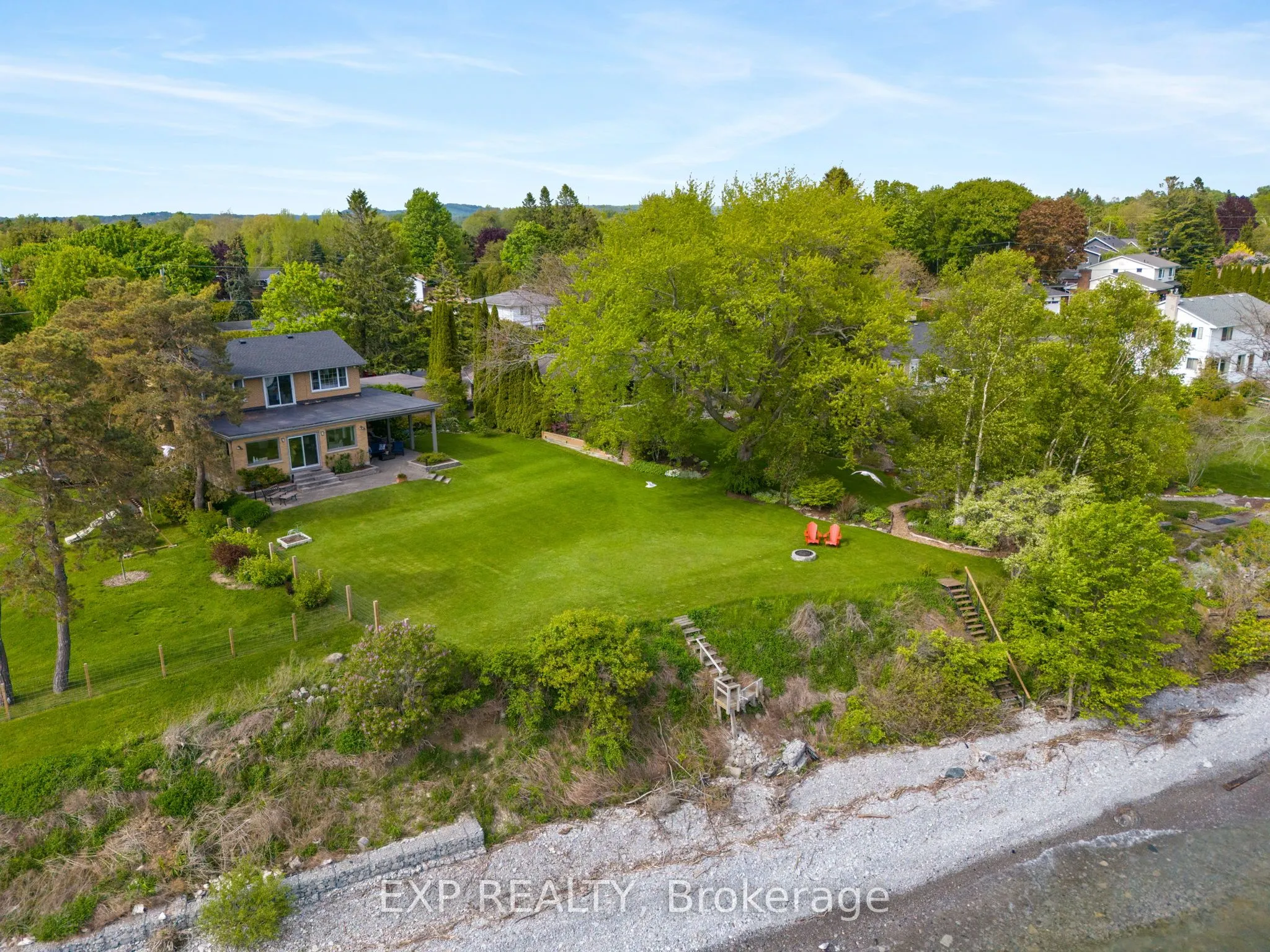 519 Lakeshore Road