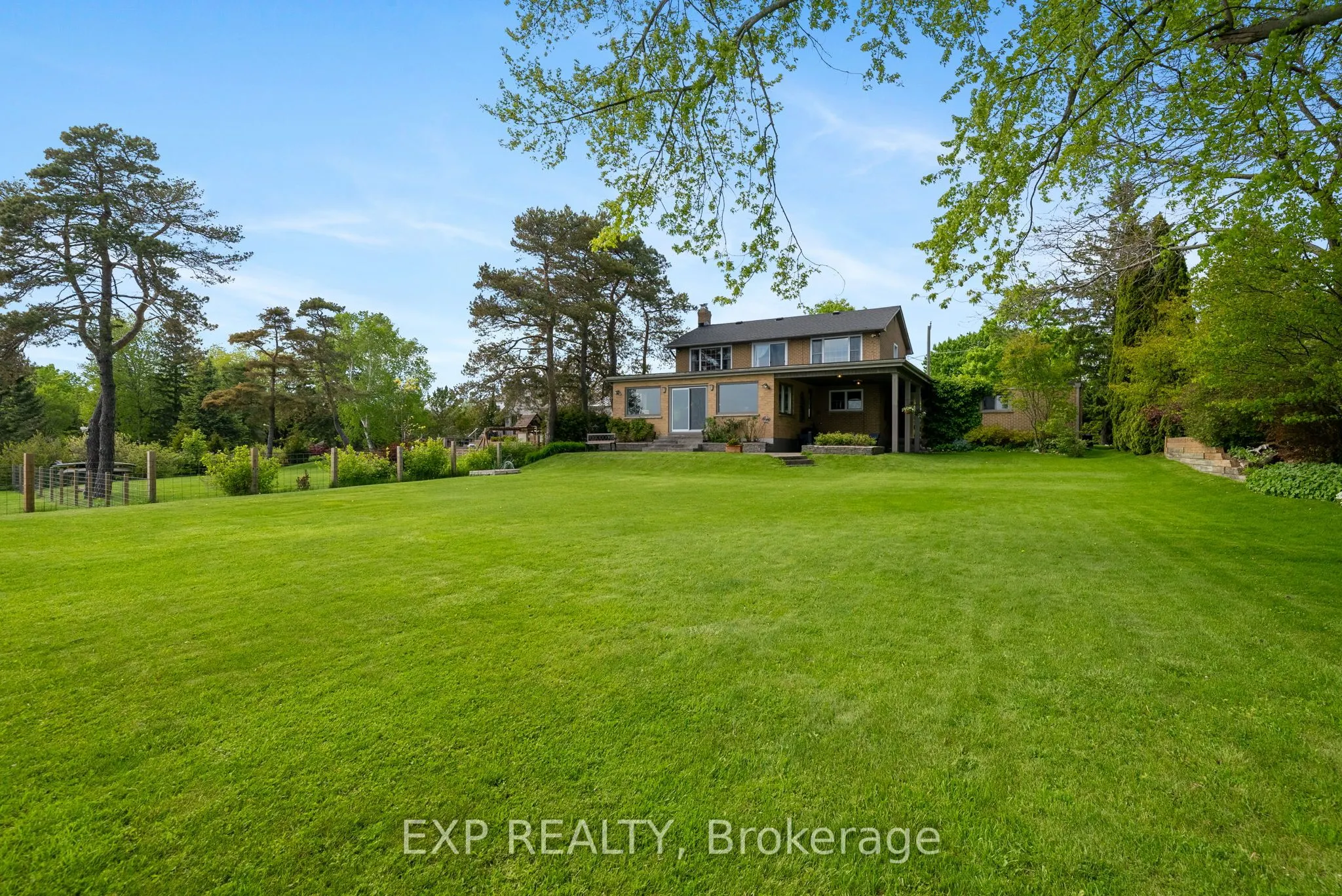 519 Lakeshore Road