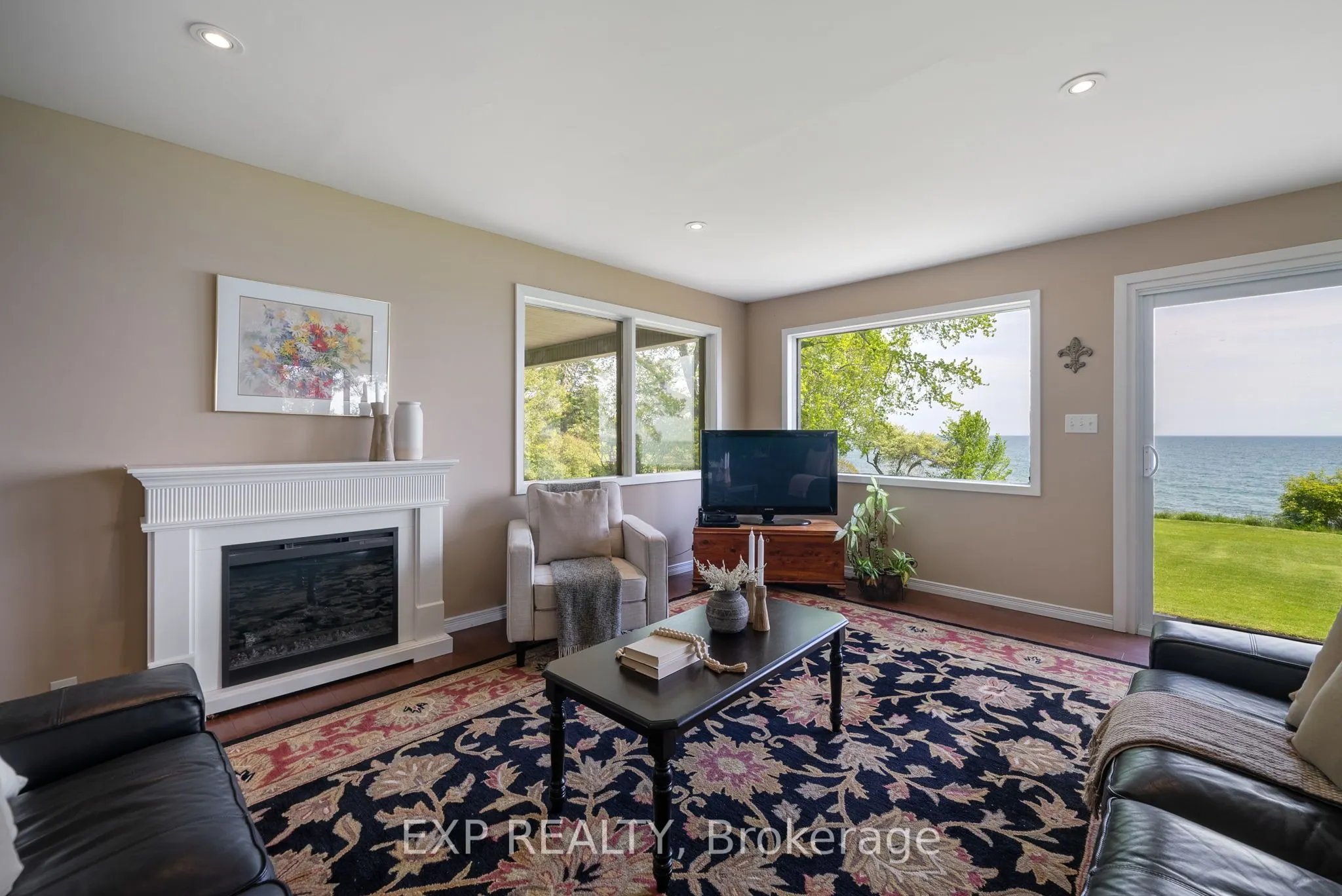 519 Lakeshore Road