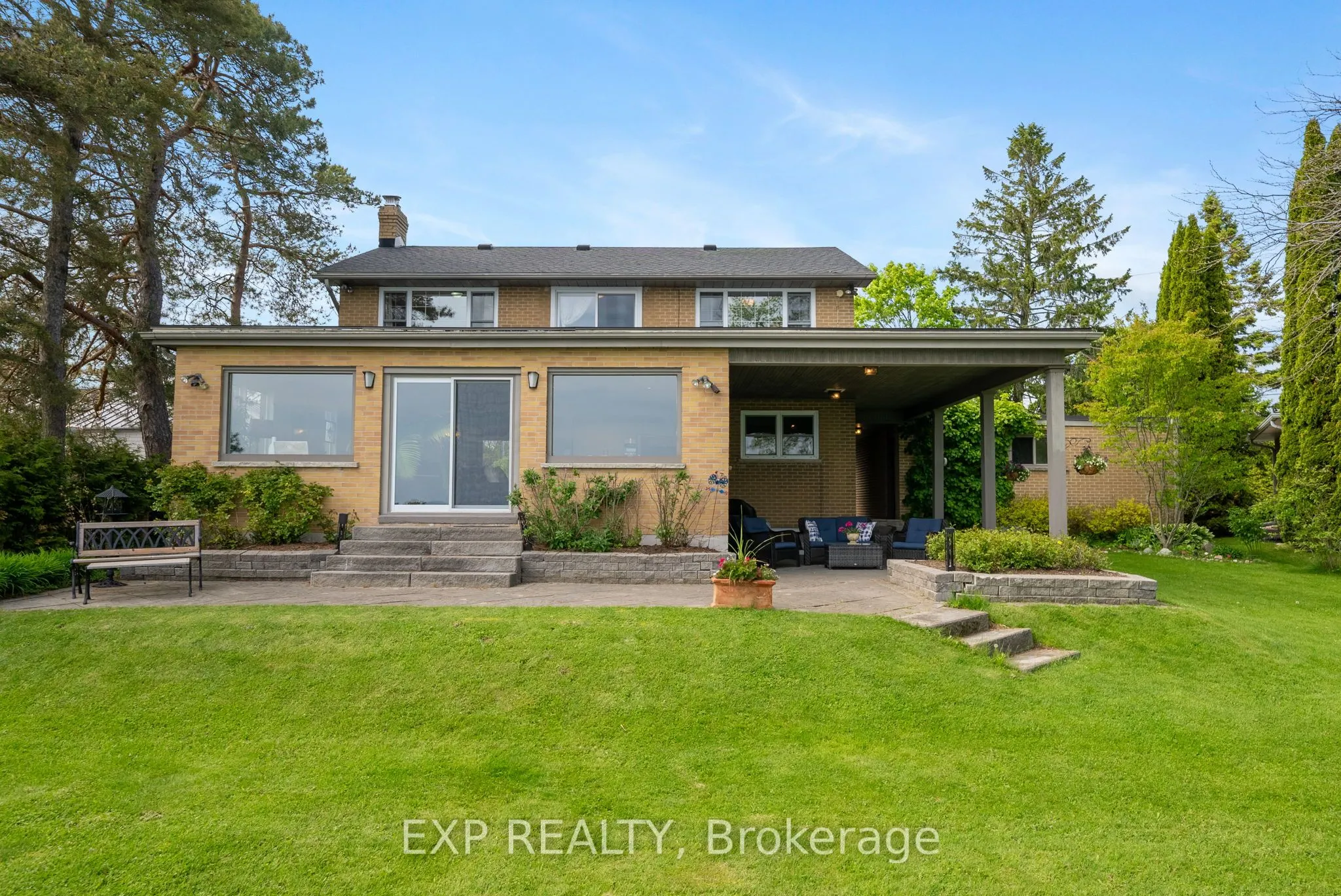 519 Lakeshore Road