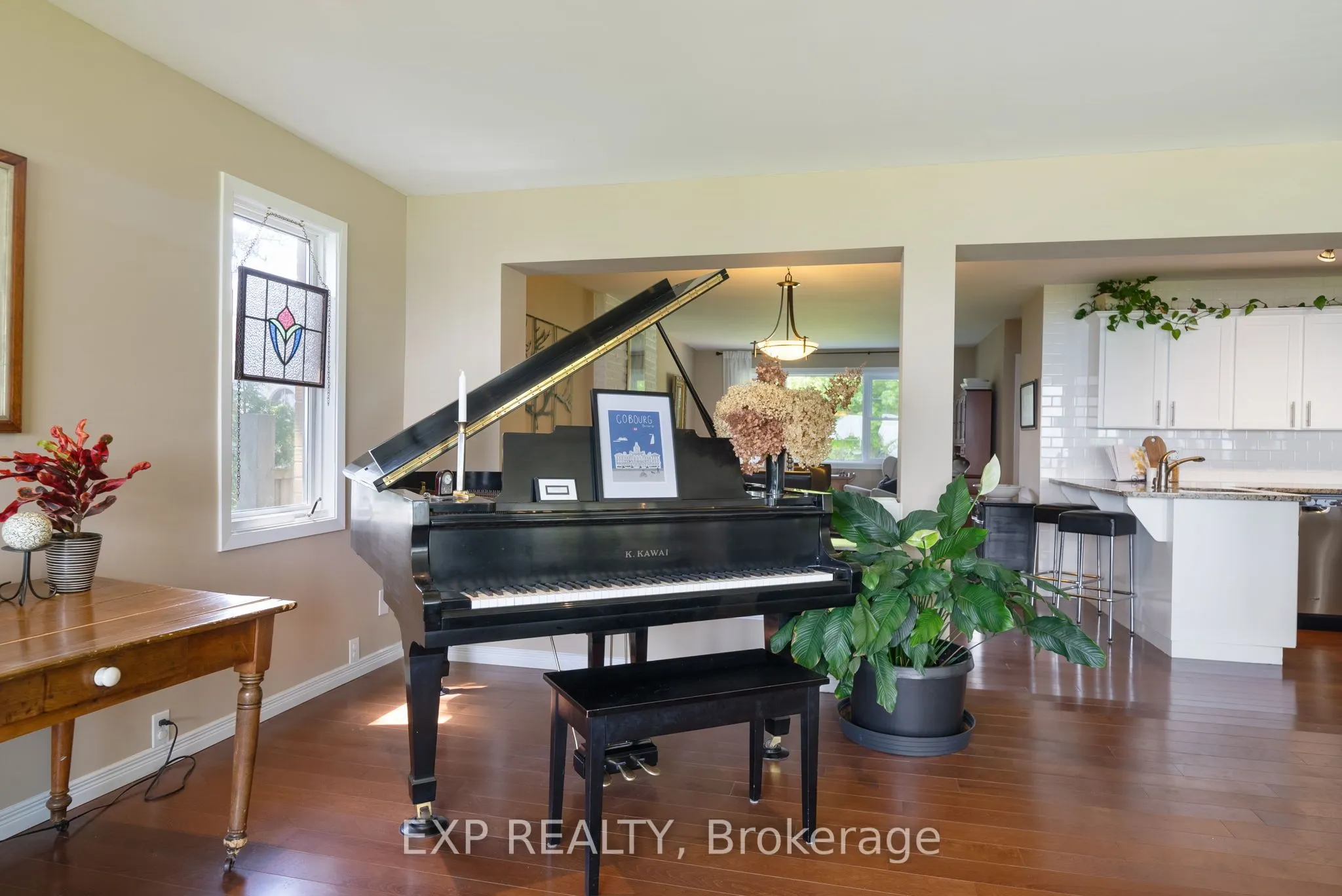 519 Lakeshore Road