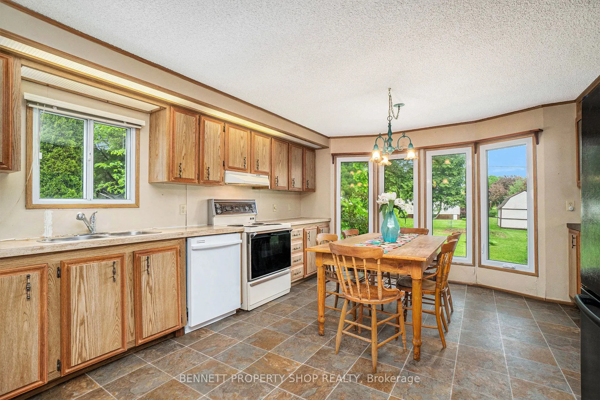 36 Woodside Lane