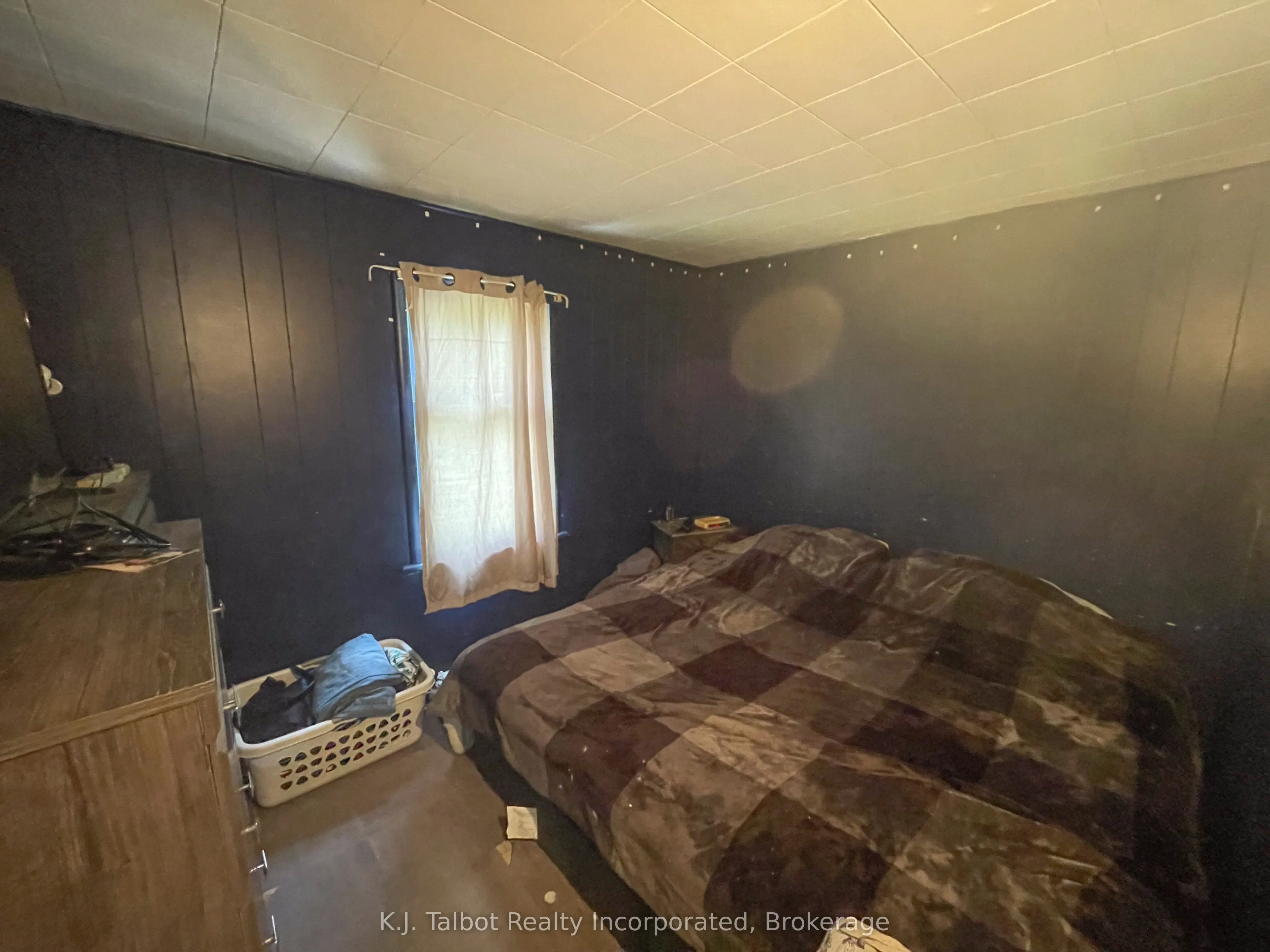 208 Hincks Street
