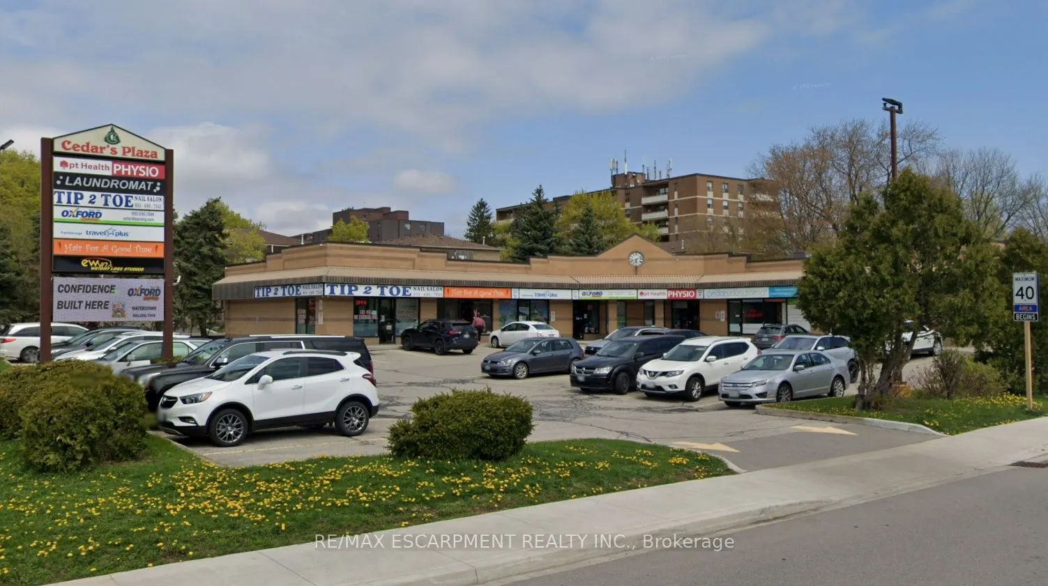 80 Hamilton Street N, #2