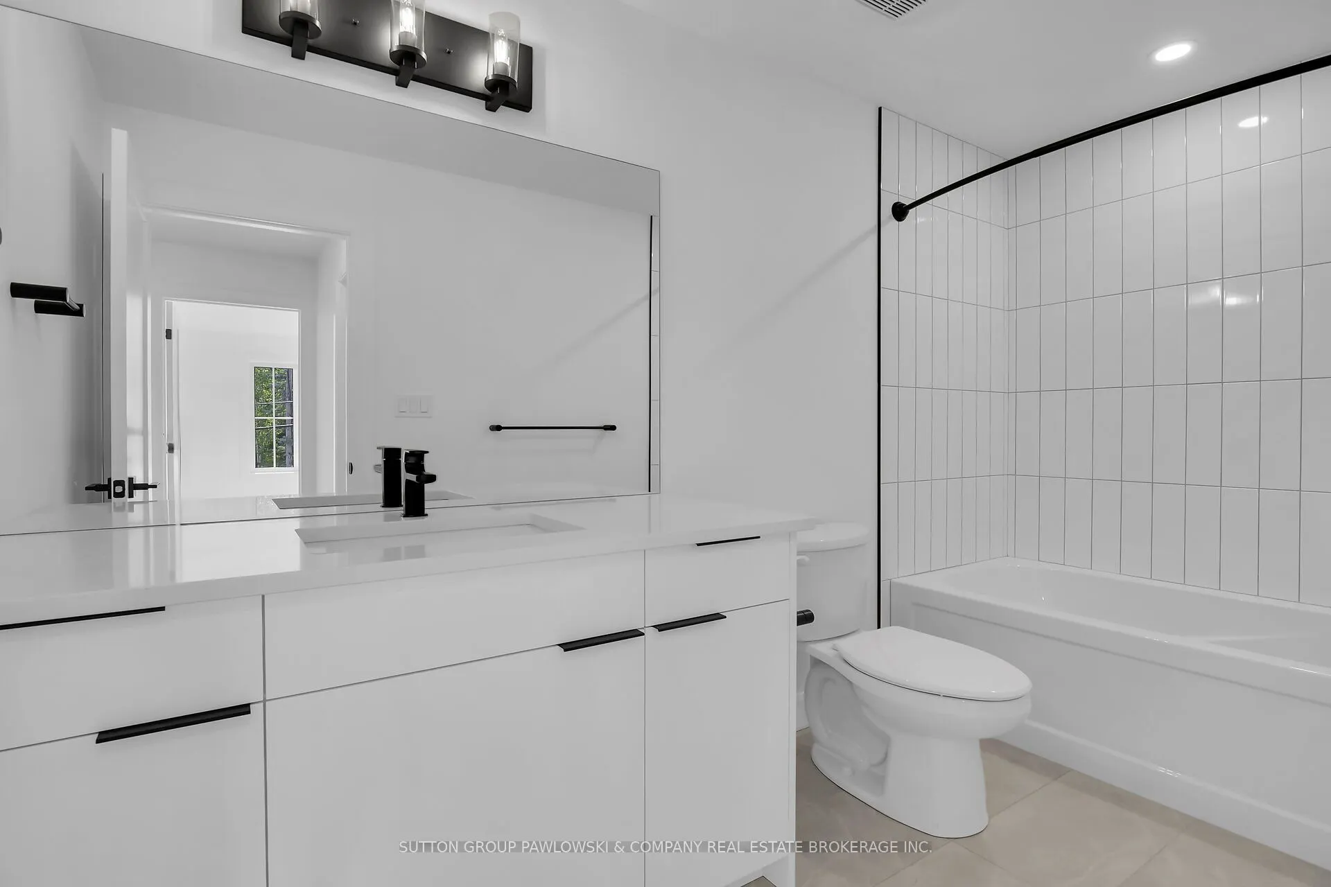 414 Old Wonderland Road #27