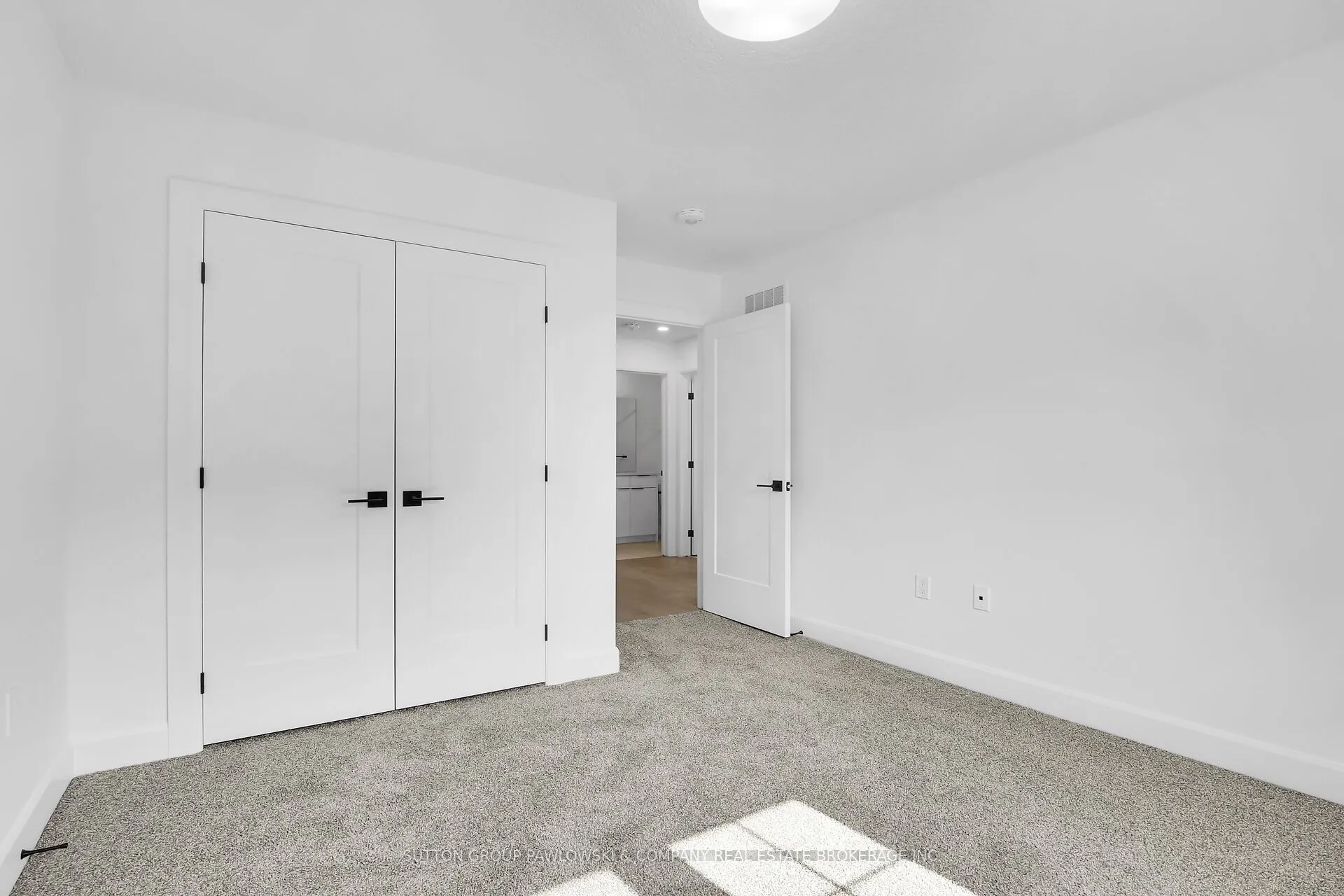 414 Old Wonderland Road #27