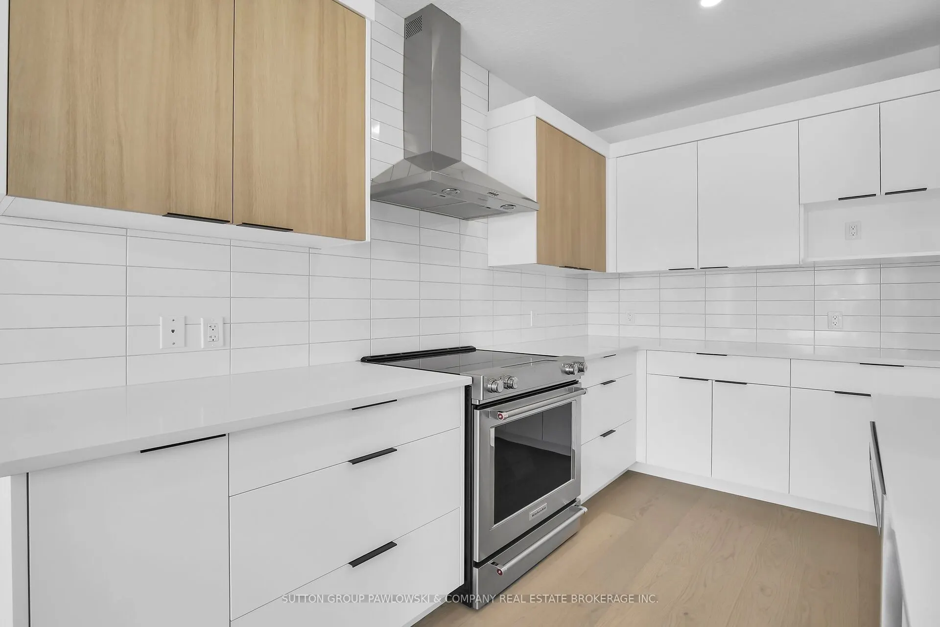 414 Old Wonderland Road #27