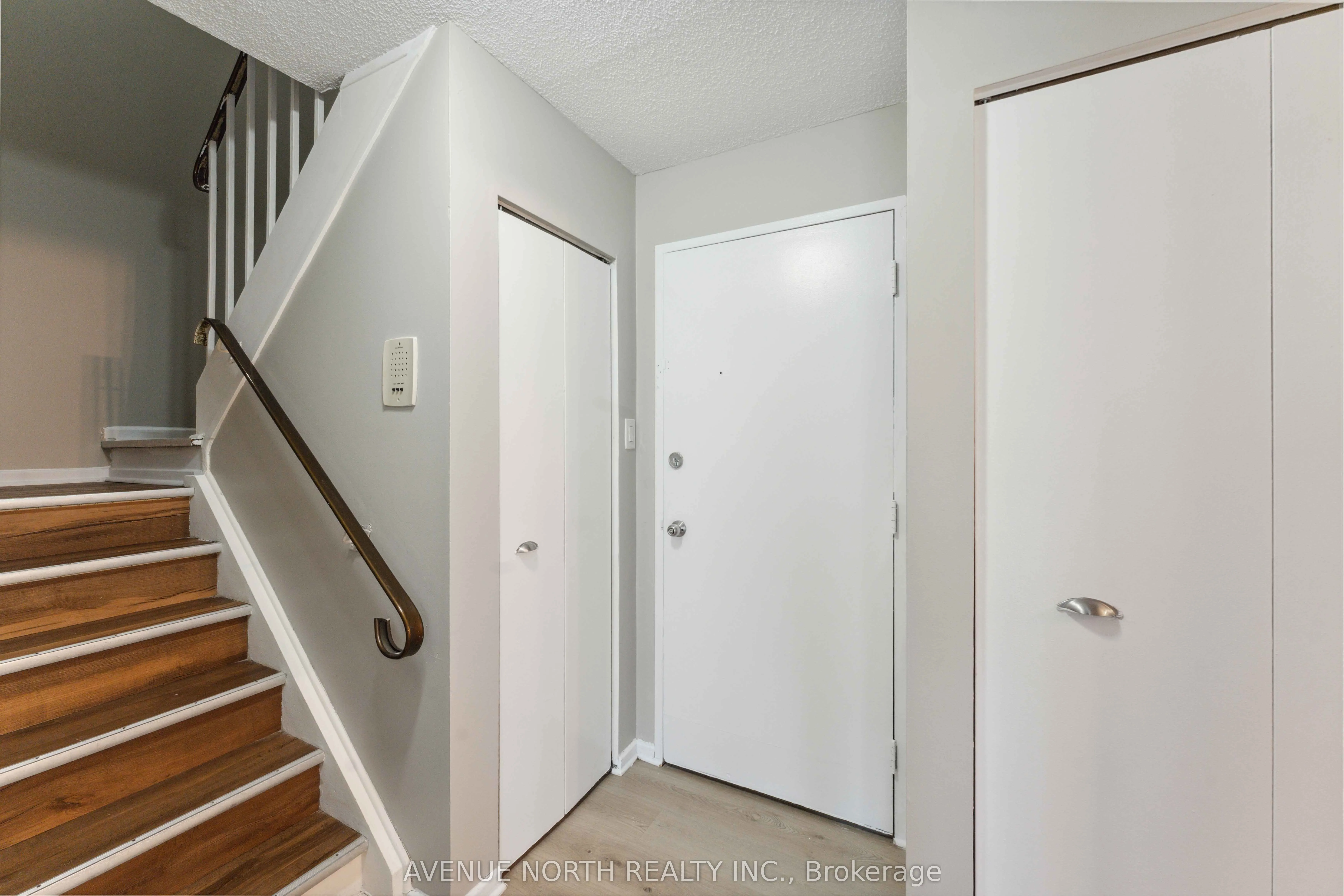 1958 Jasmine Crescent, #34J