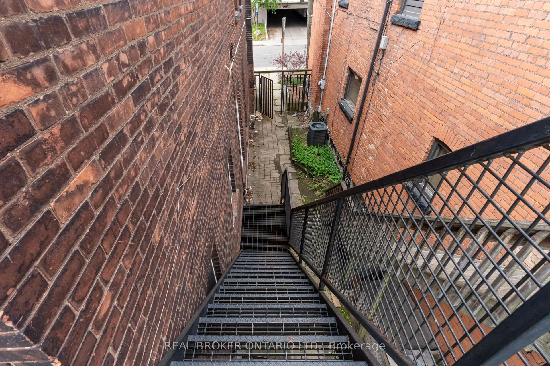 55 Young Street