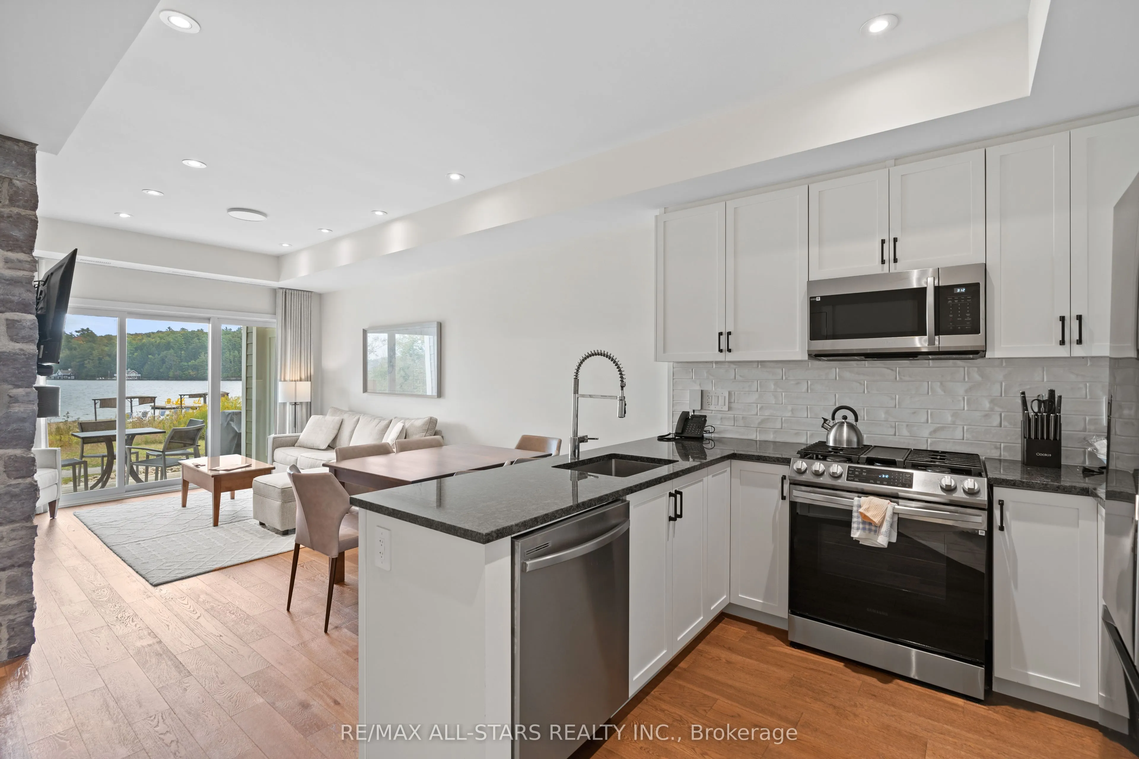 1869 Muskoka Road 118, #31