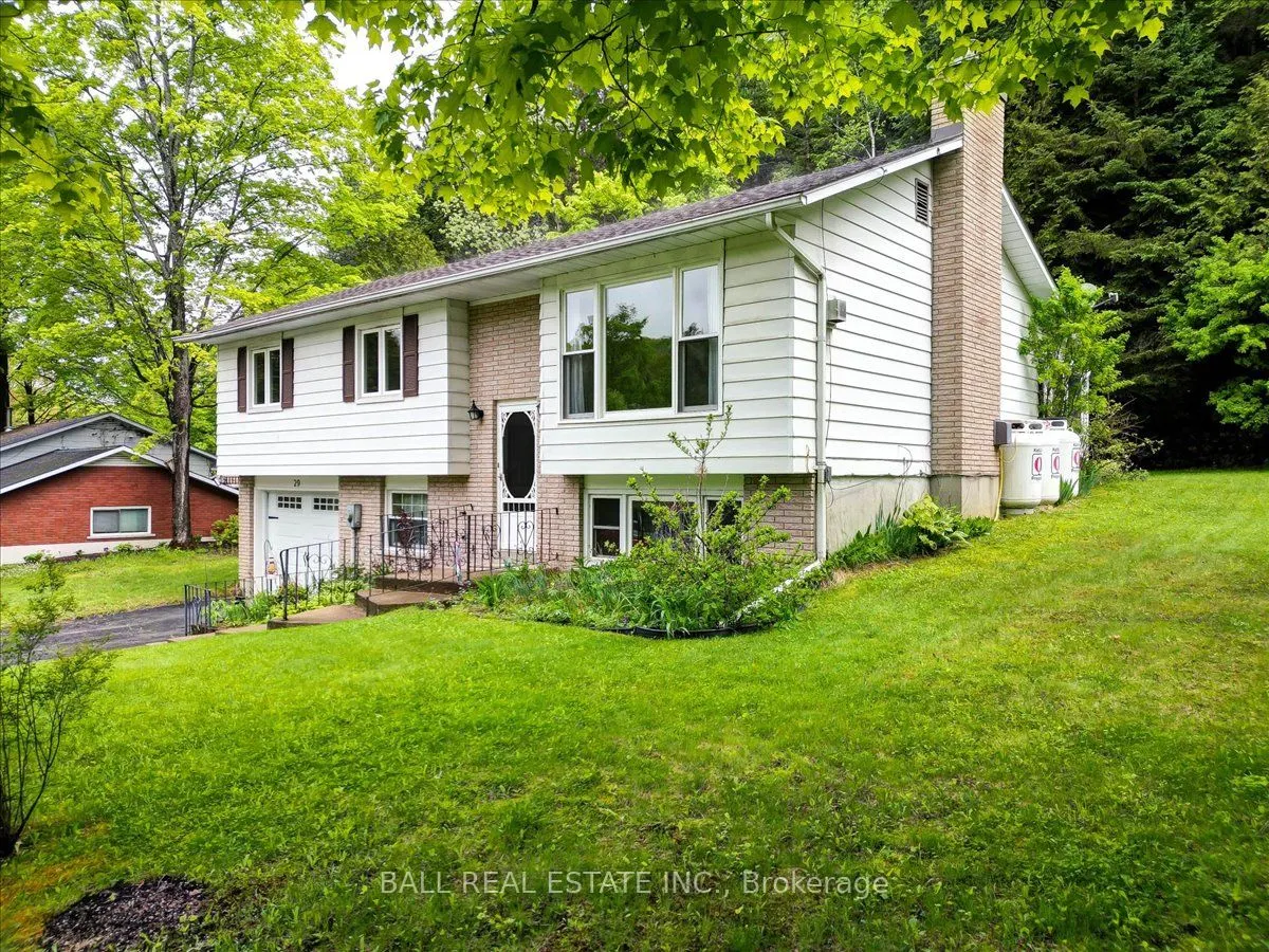 29 Forest Hill Road