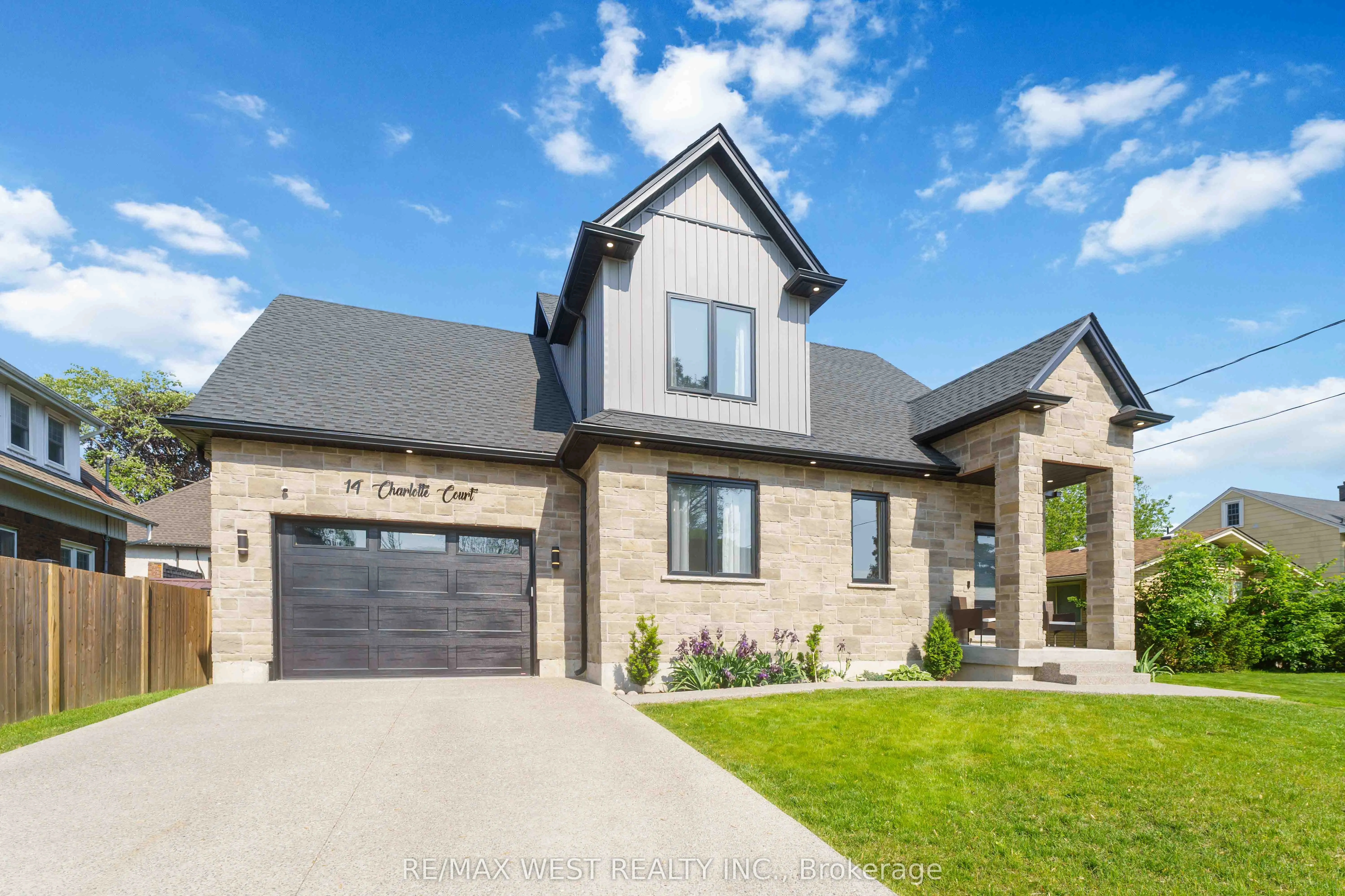 14 Charlotte Court