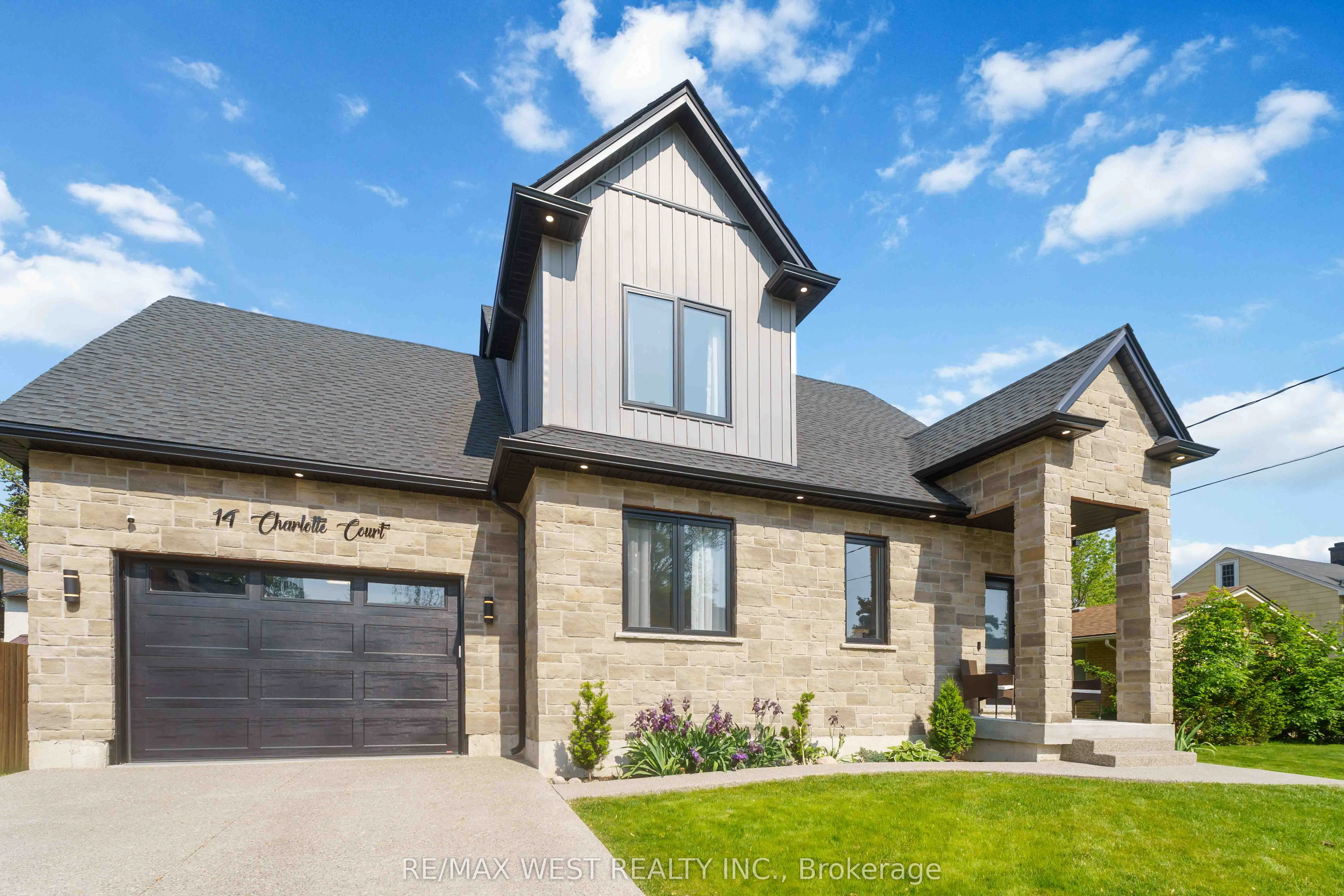 14 Charlotte Court