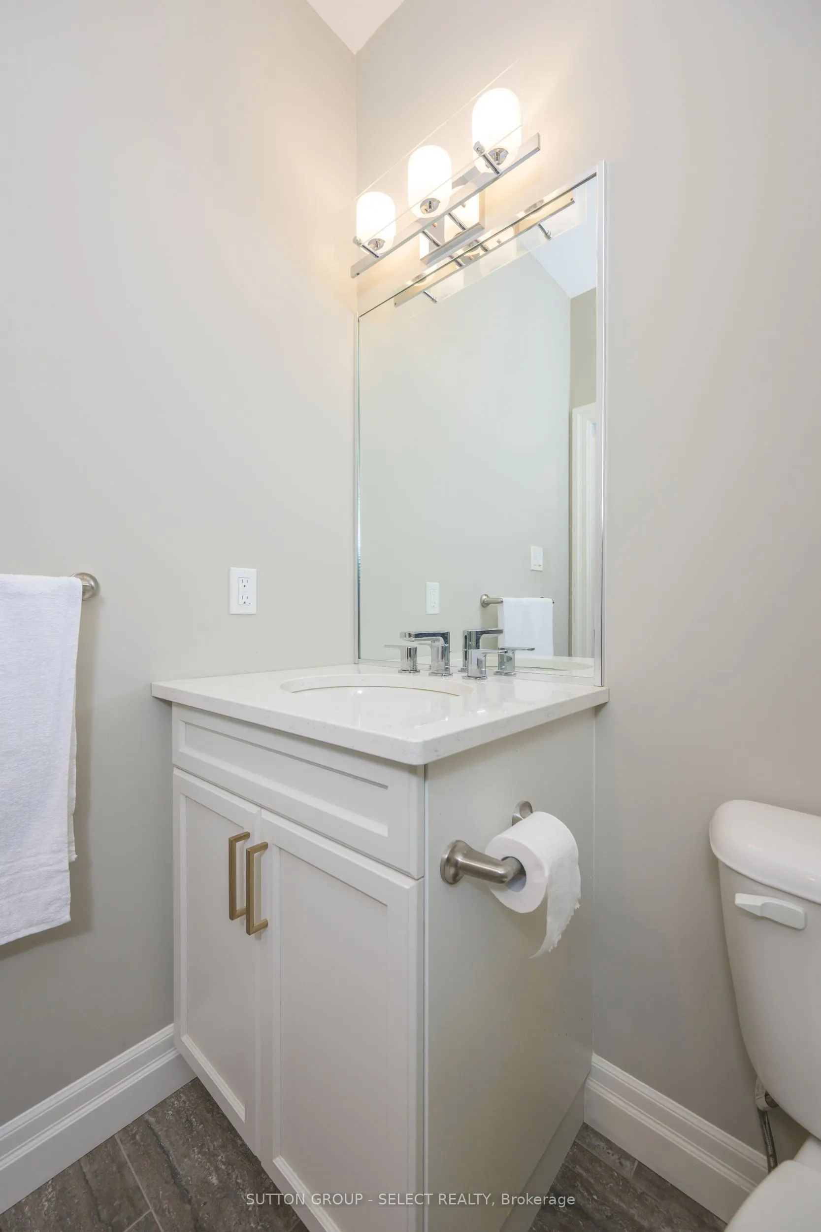 1061 Eagletrace Drive, #33