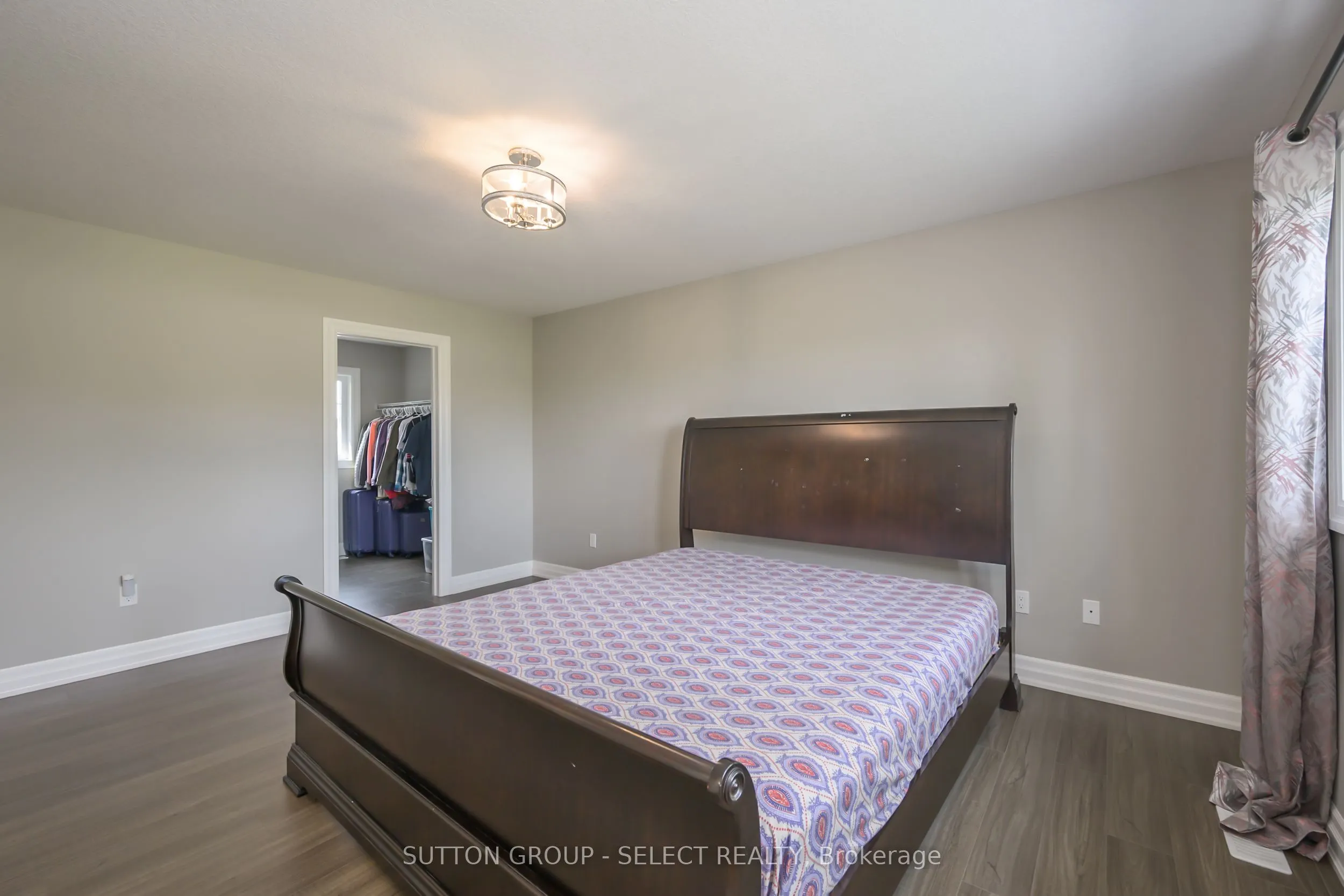 1061 Eagletrace Drive, #33