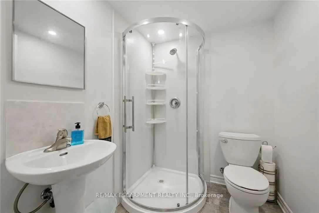 810 Golf Links Road, #31
