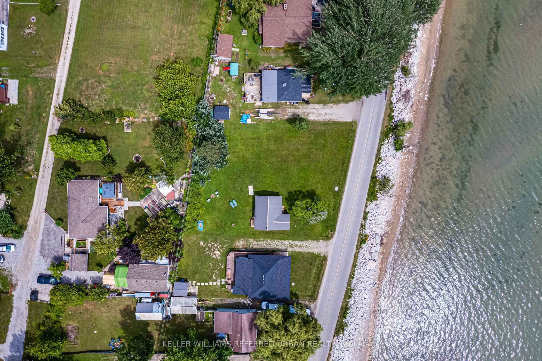 845 Lakeshore Road