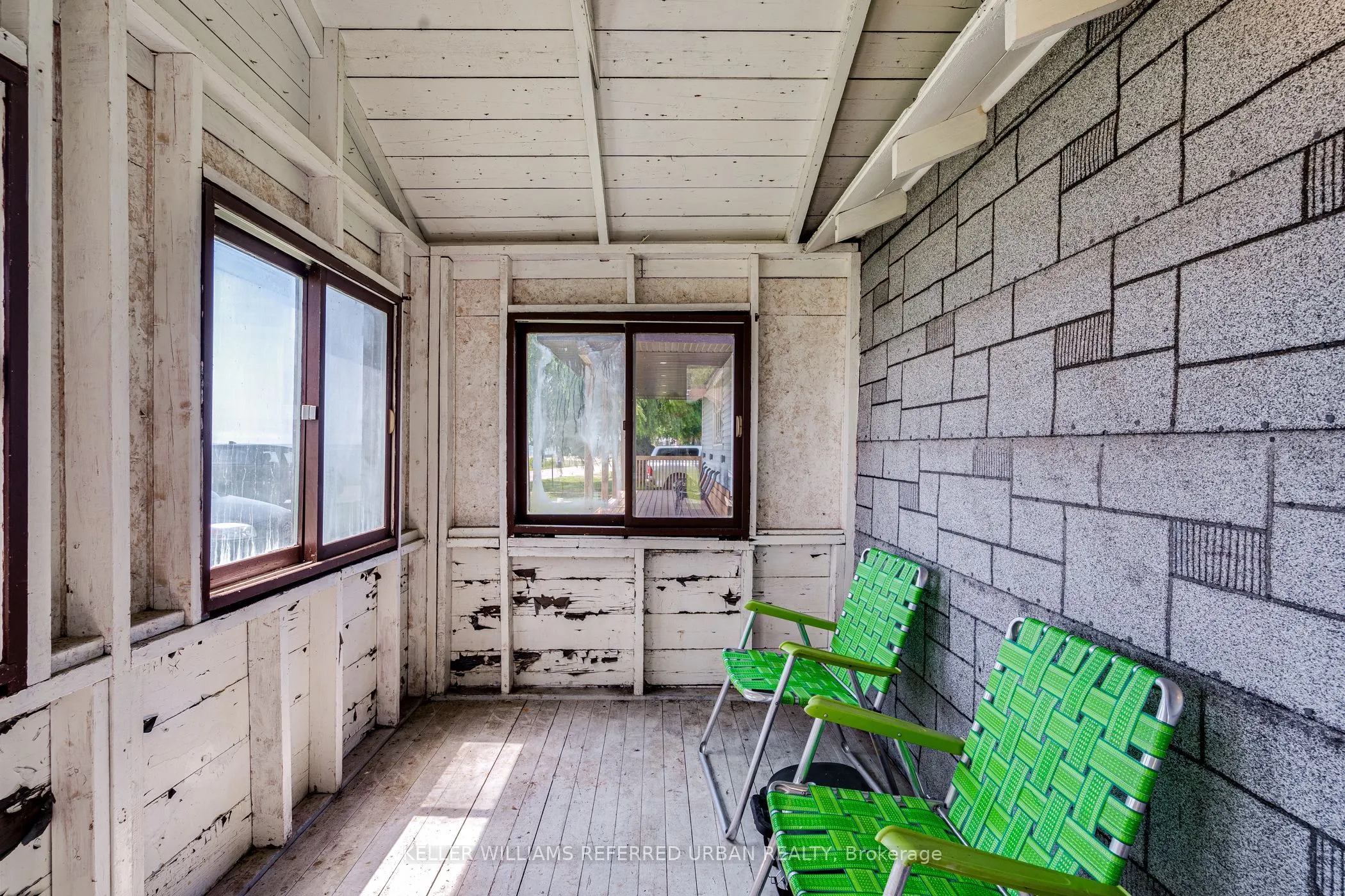 845 Lakeshore Road