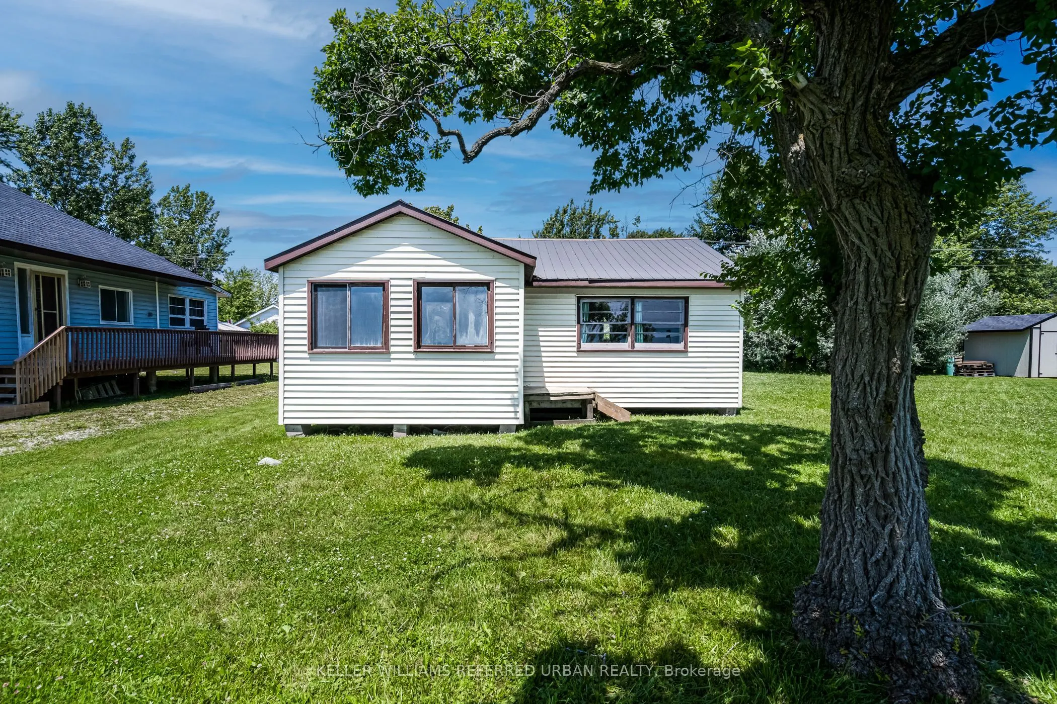 845 Lakeshore Road