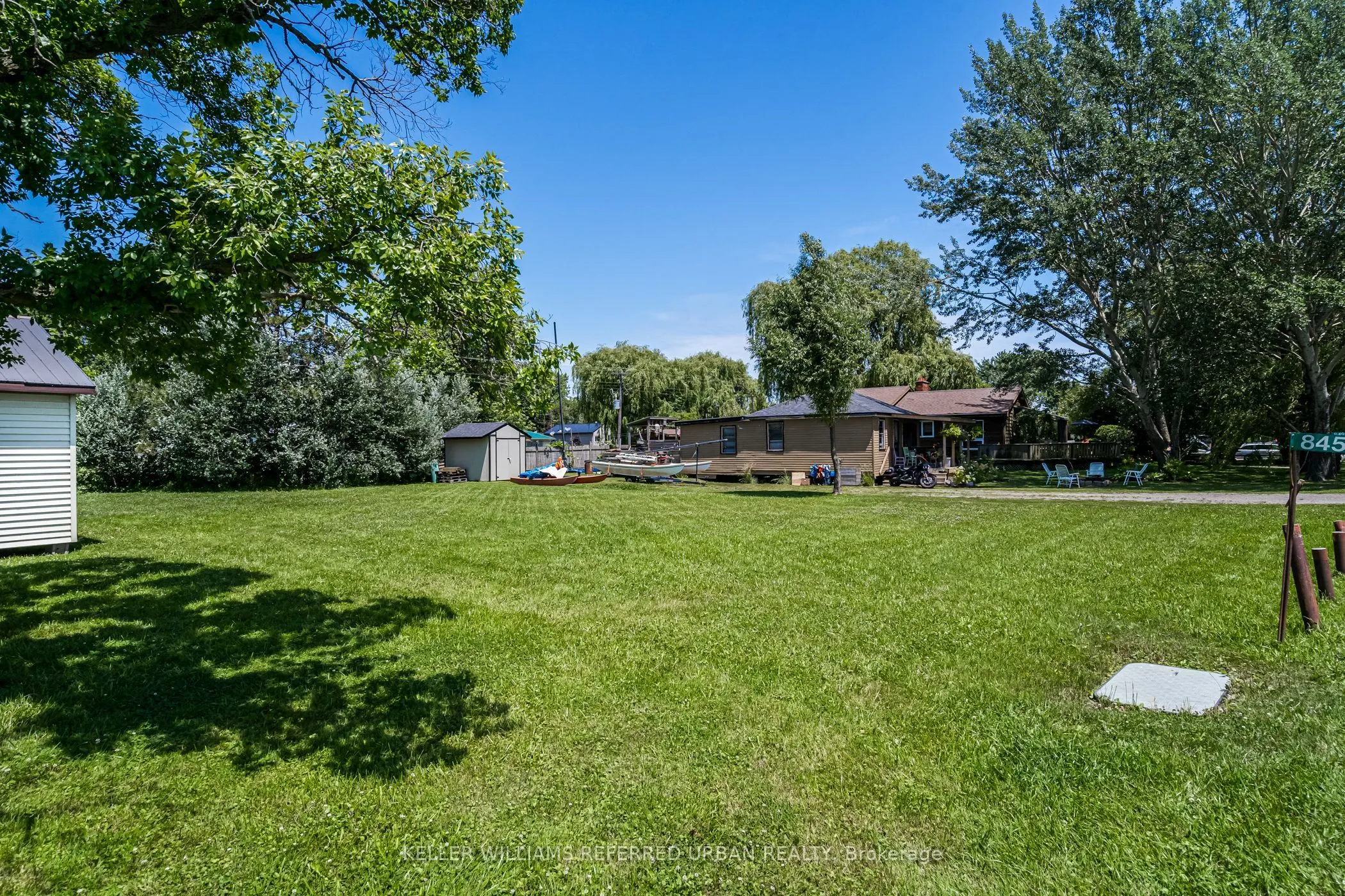 845 Lakeshore Road