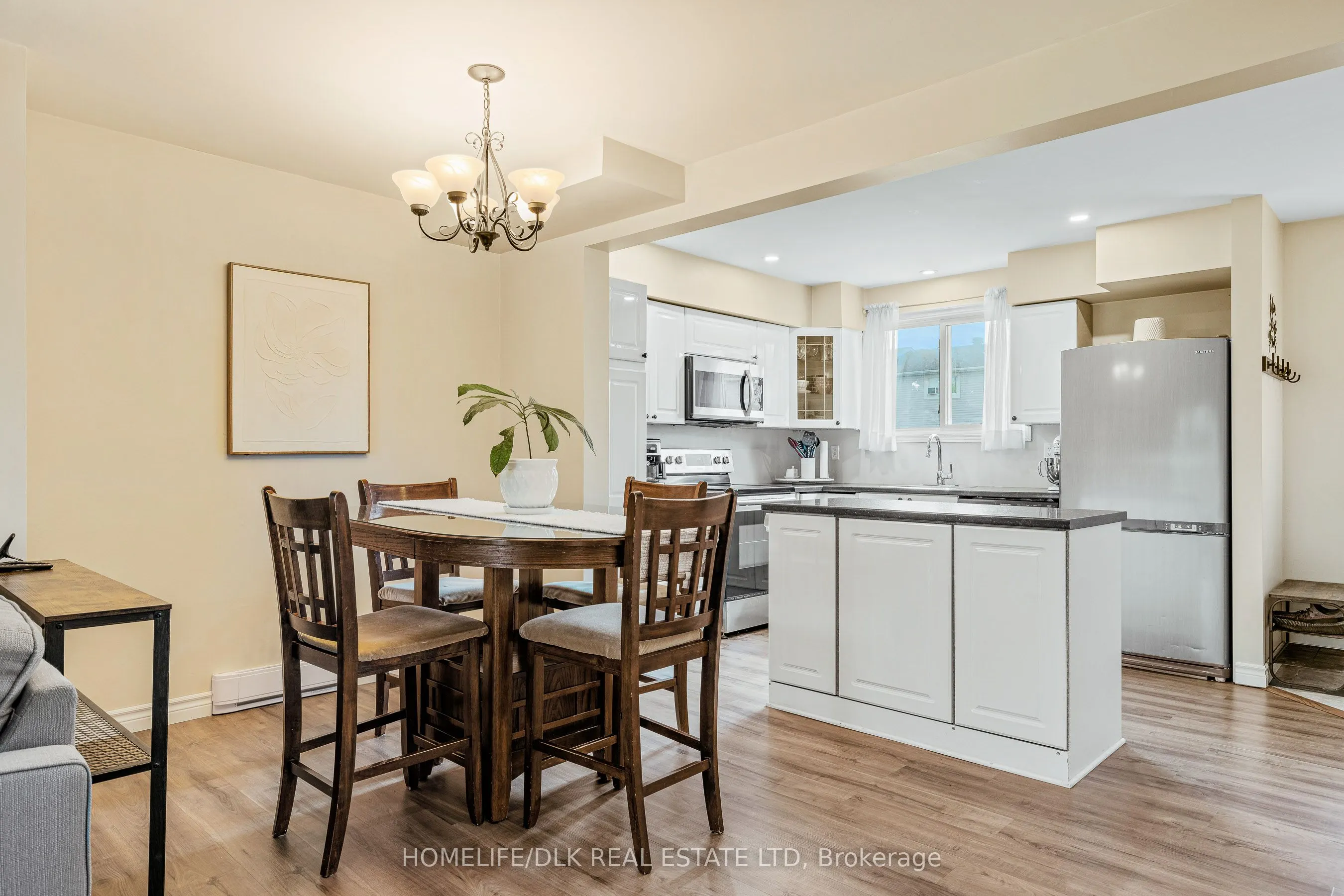 1211 Millwood Avenue #77