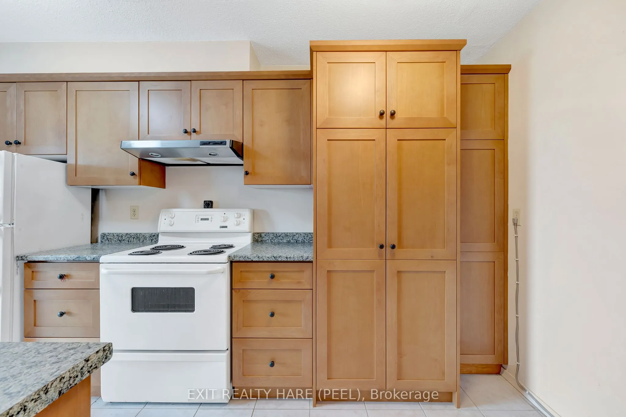 225 Harvard Place, #804
