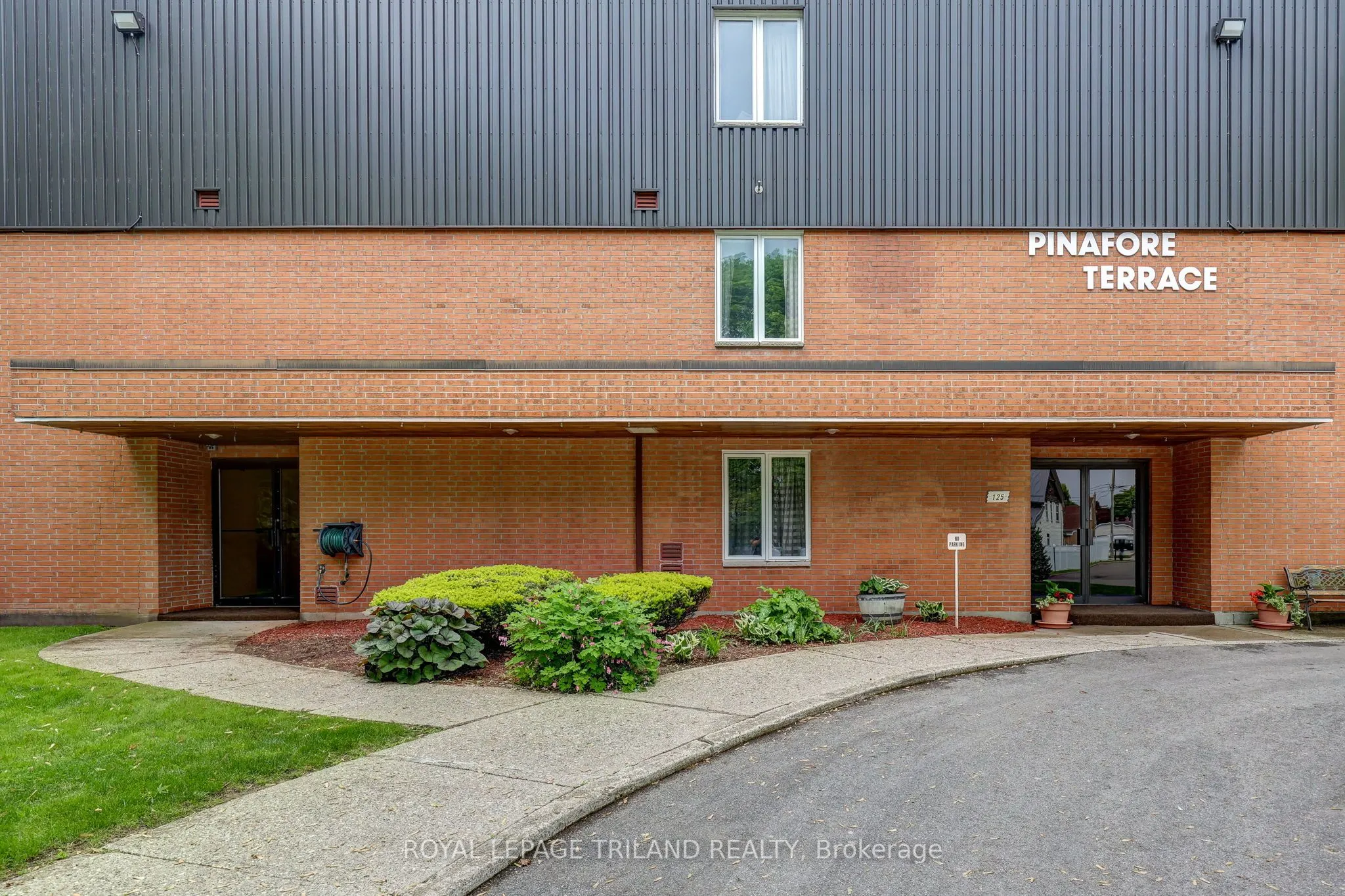 125 Elm Street, #11