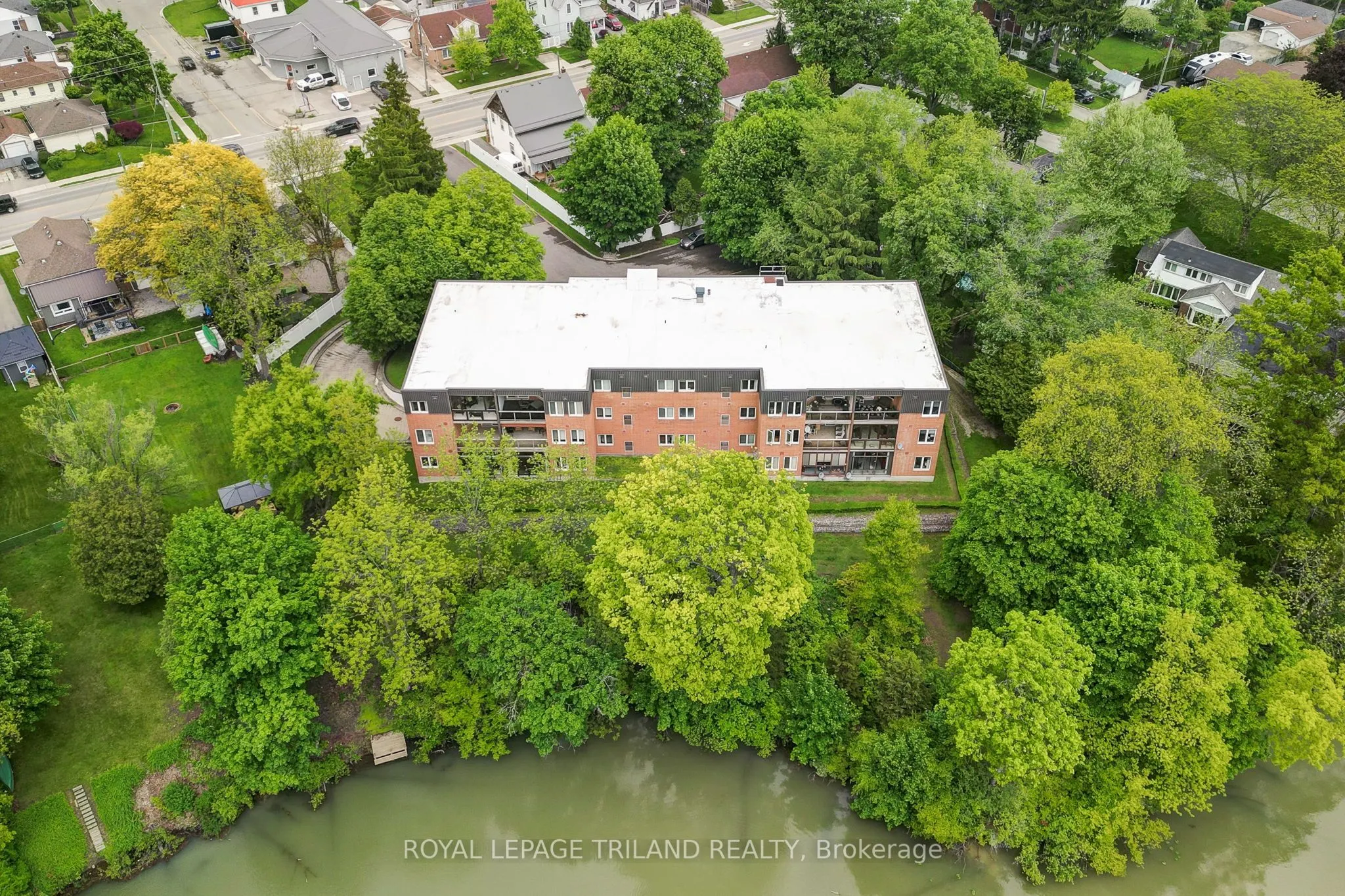 125 Elm Street, #11