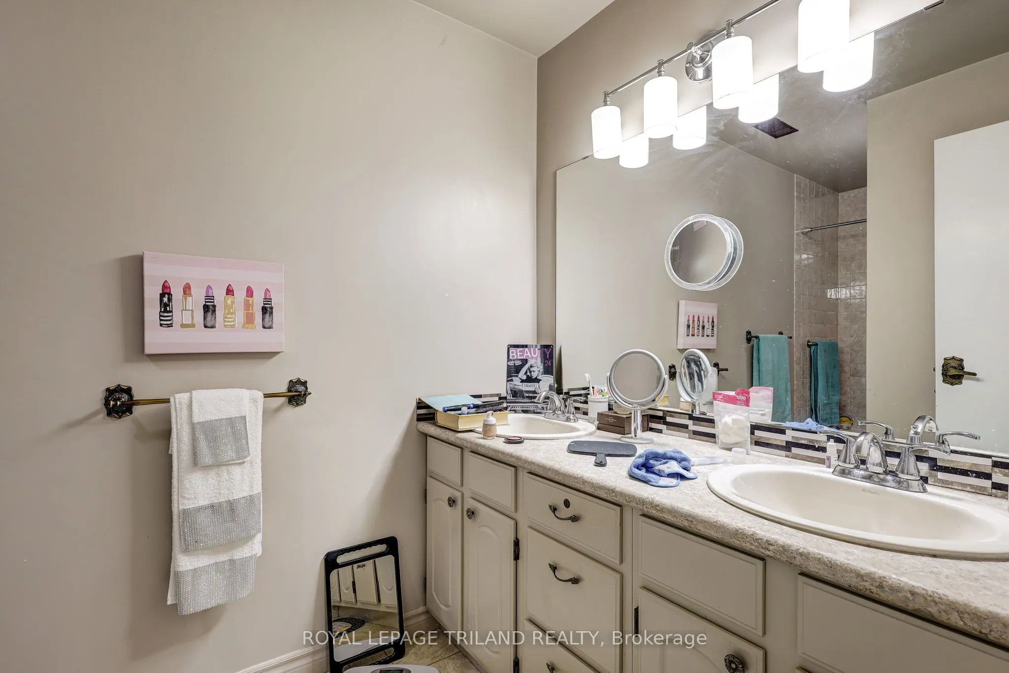 125 Elm Street, #11