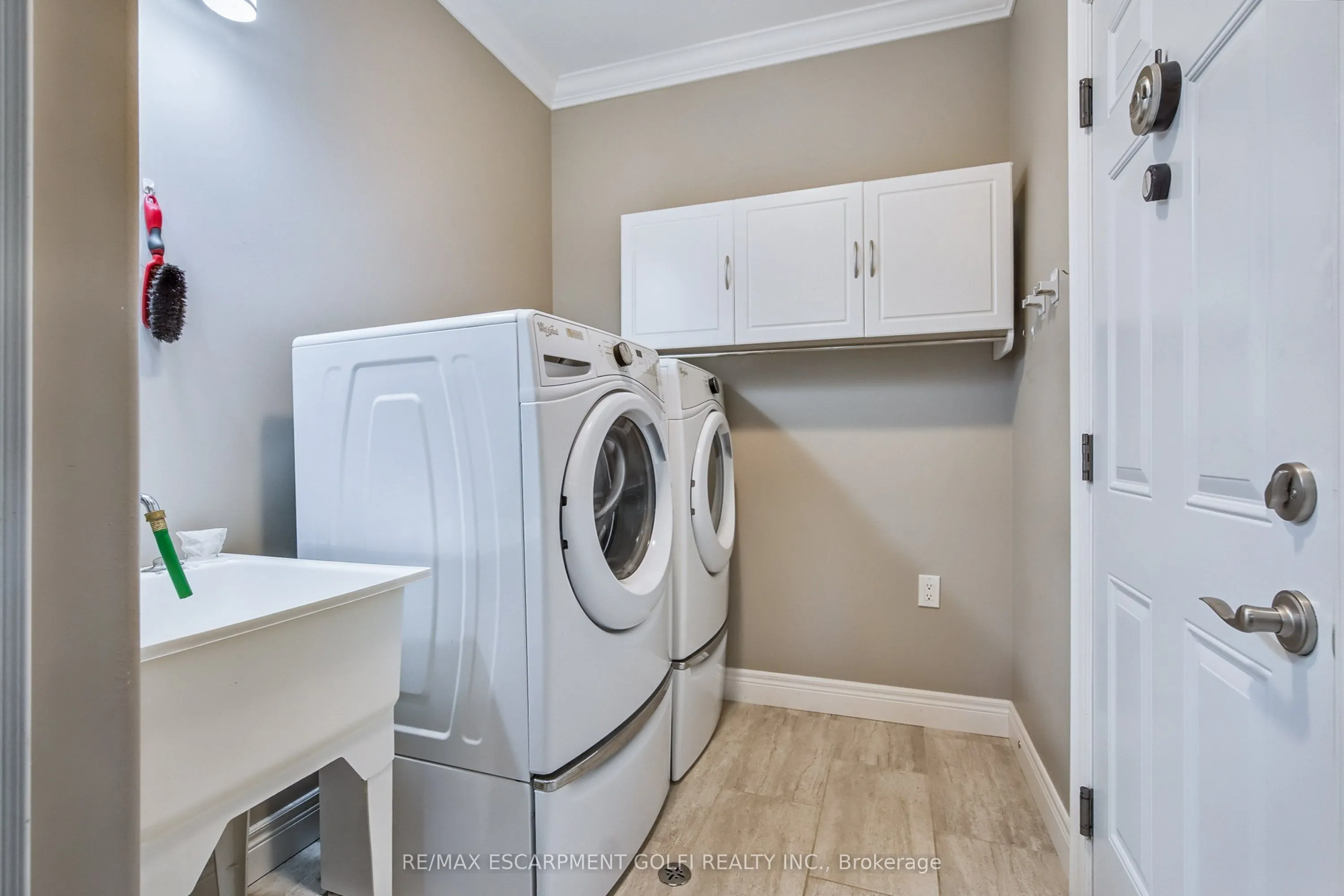 194 Donly Drive S, #12