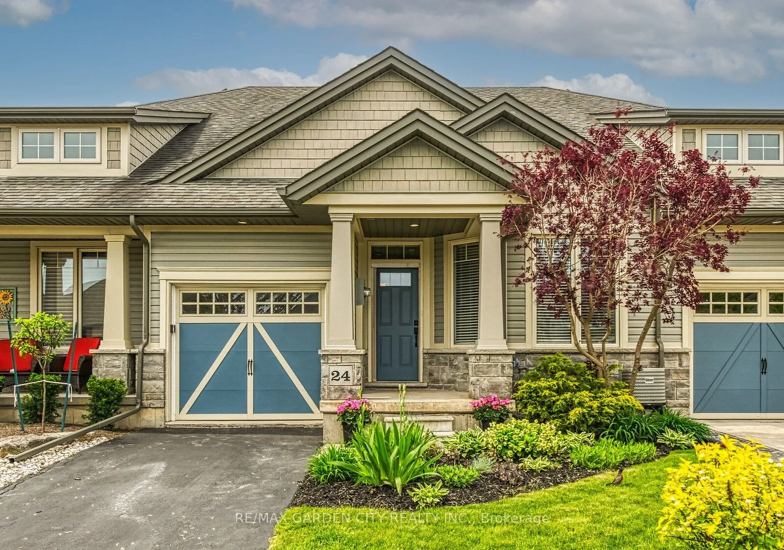 24 MANORWOOD Drive
