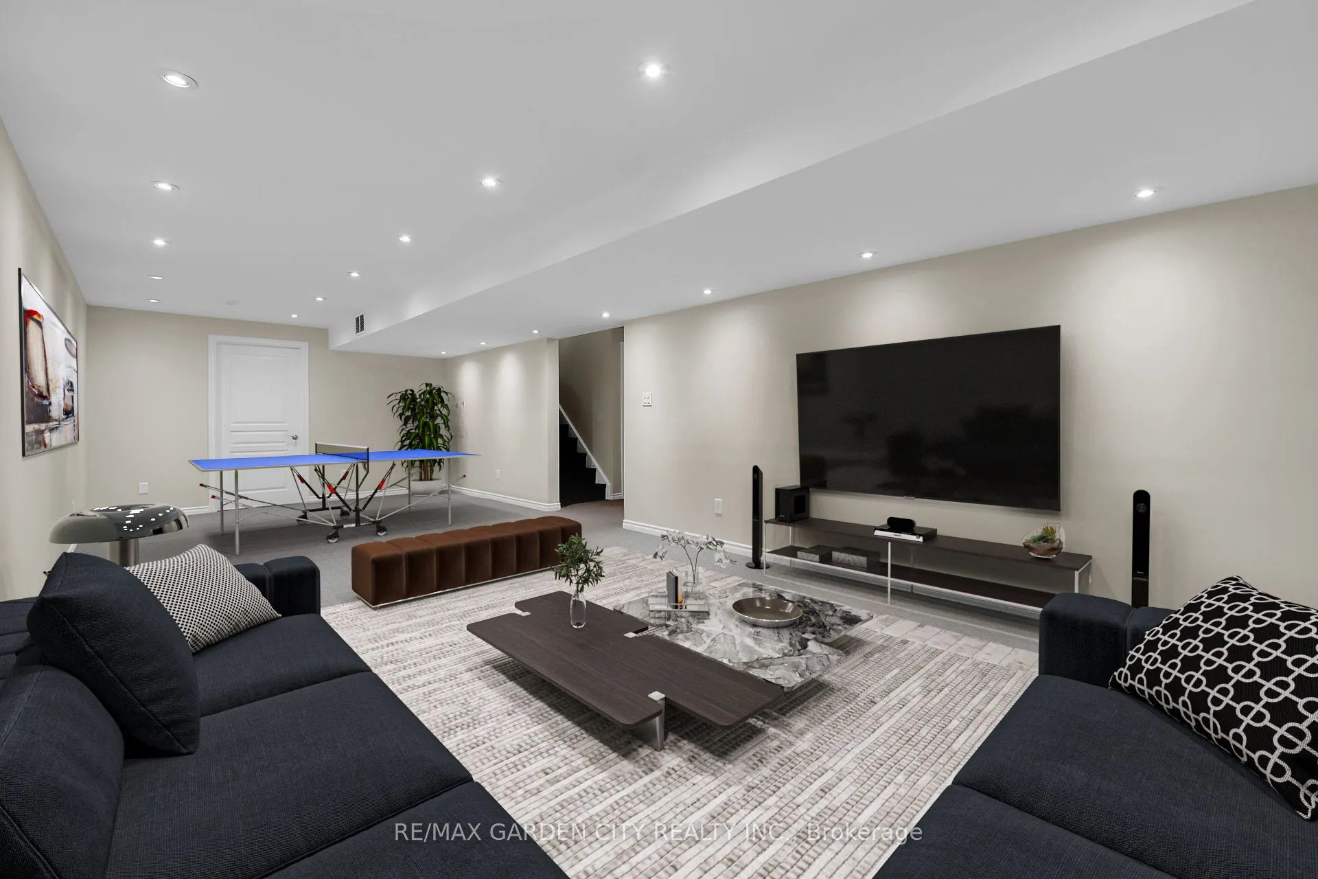 24 MANORWOOD Drive