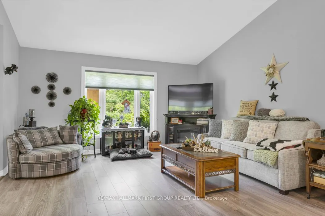1571 Cordova Road