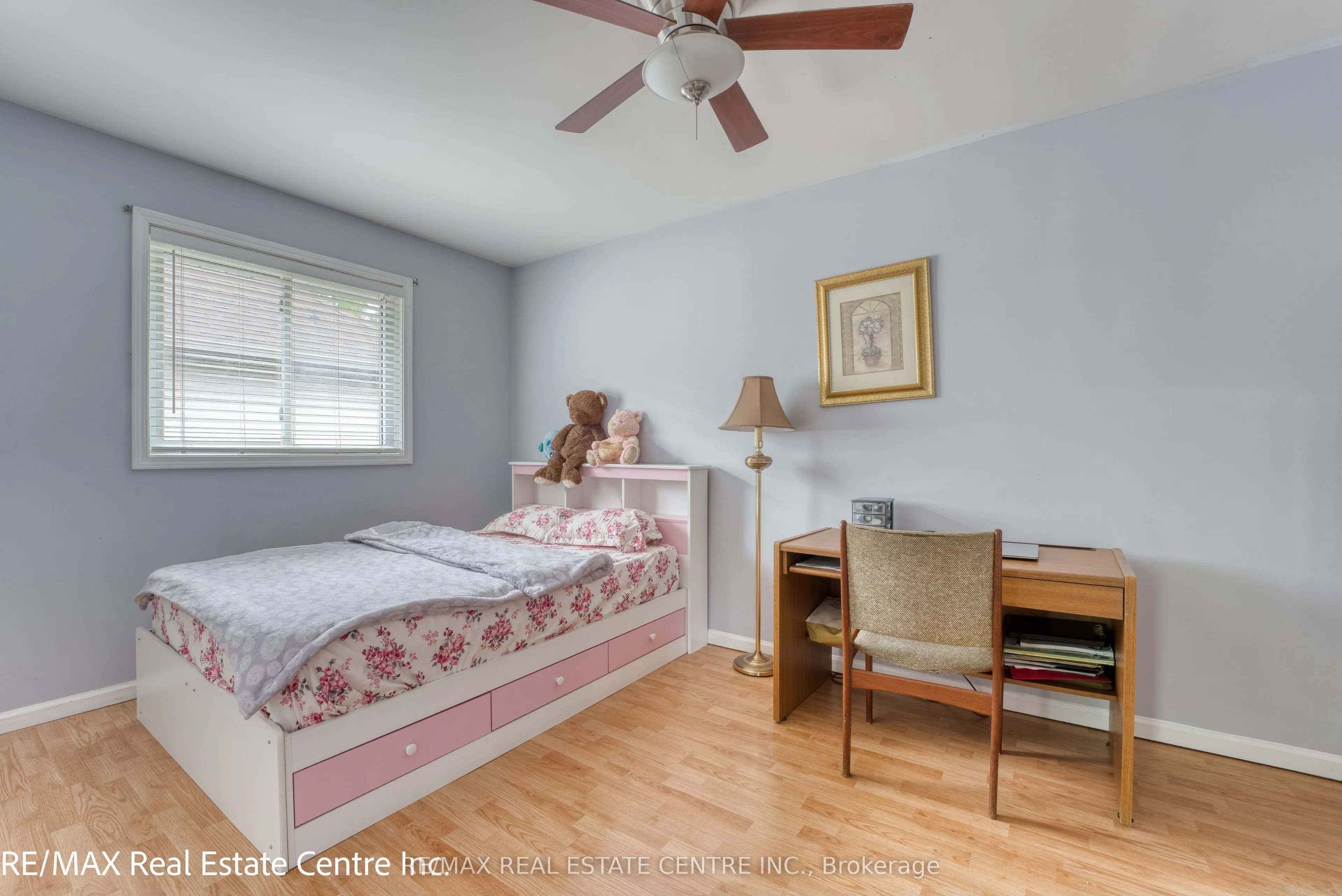 1616 Birchwood Crescent
