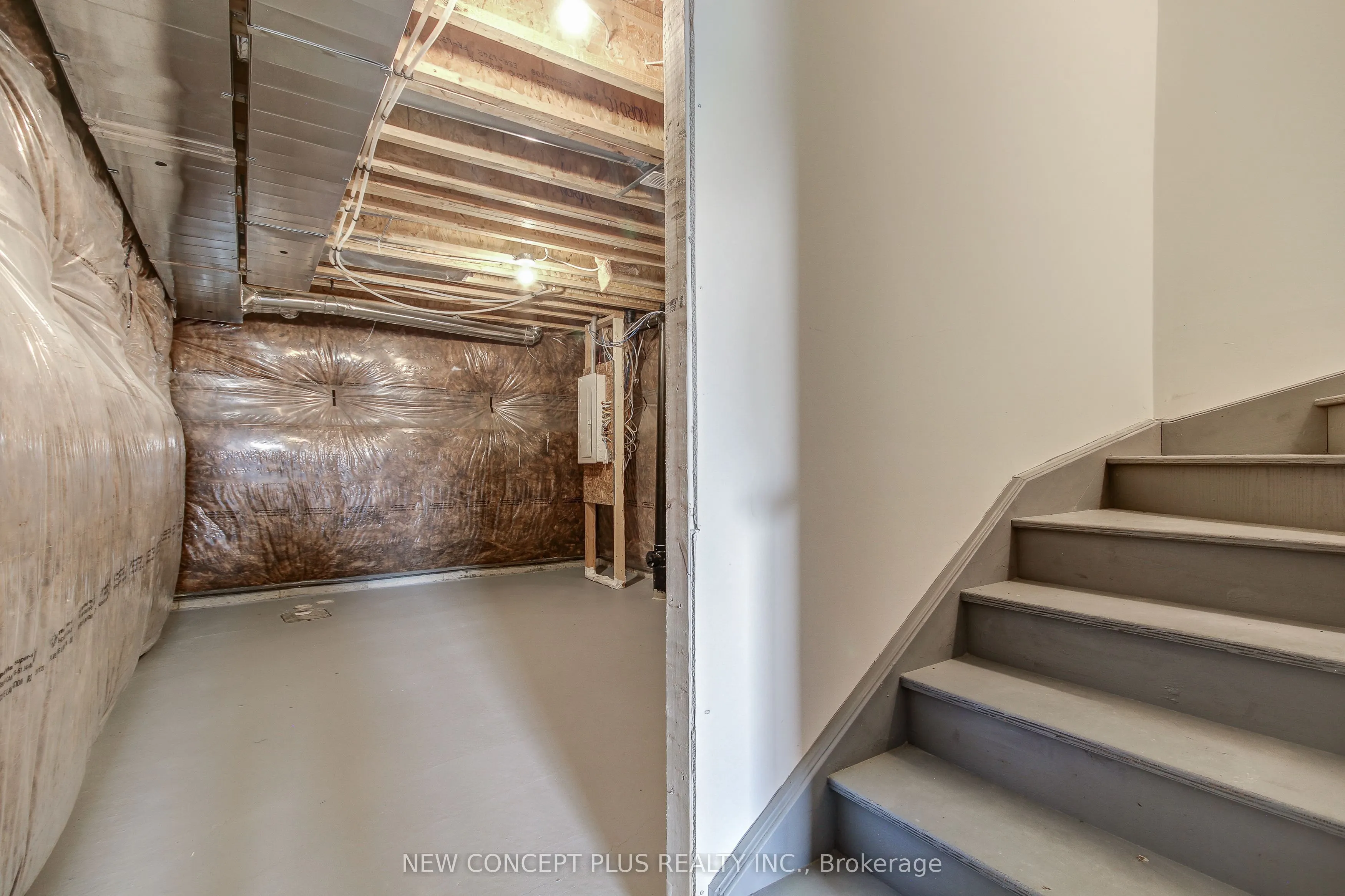 1042 Denton Drive