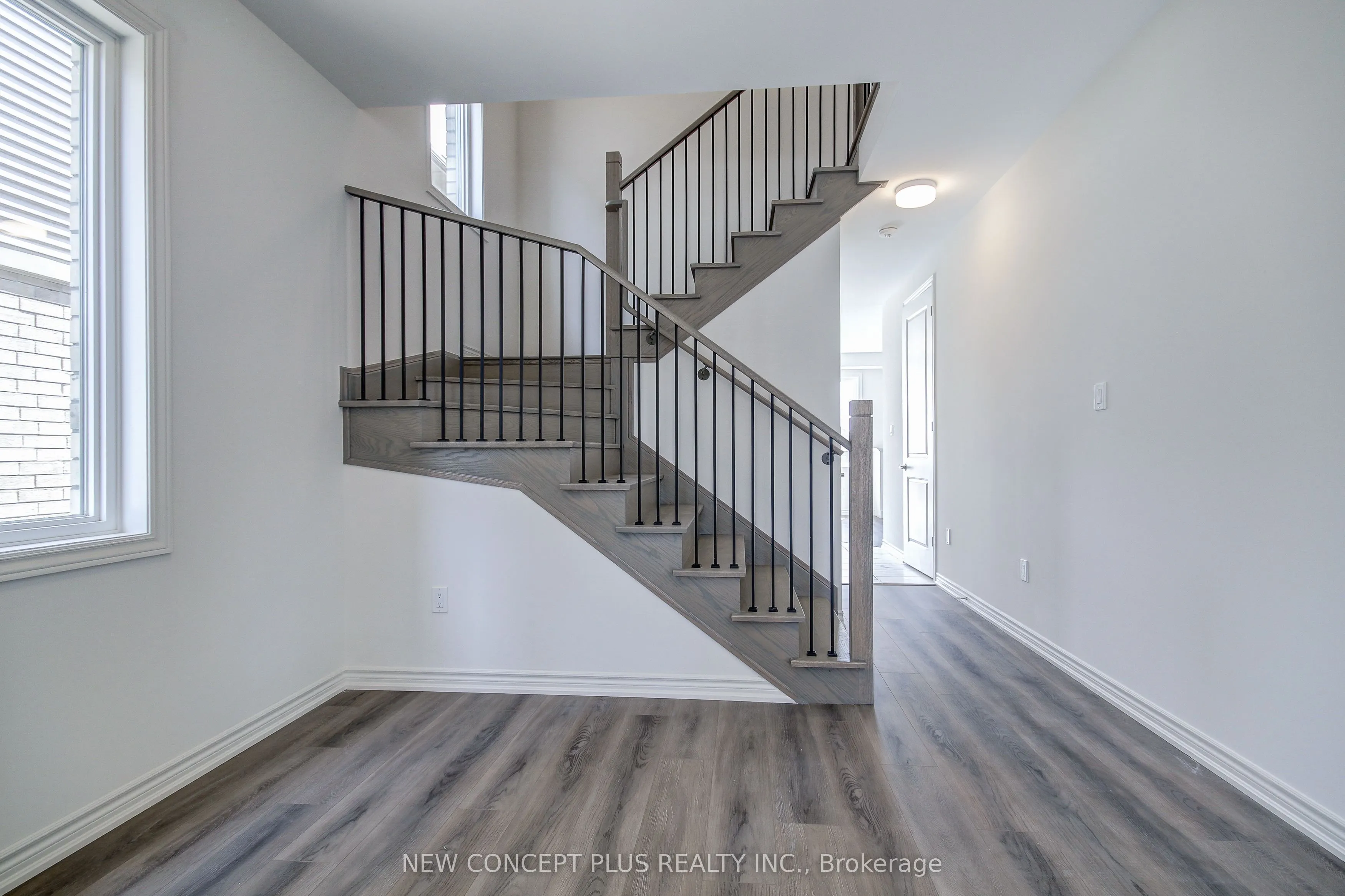 1042 Denton Drive
