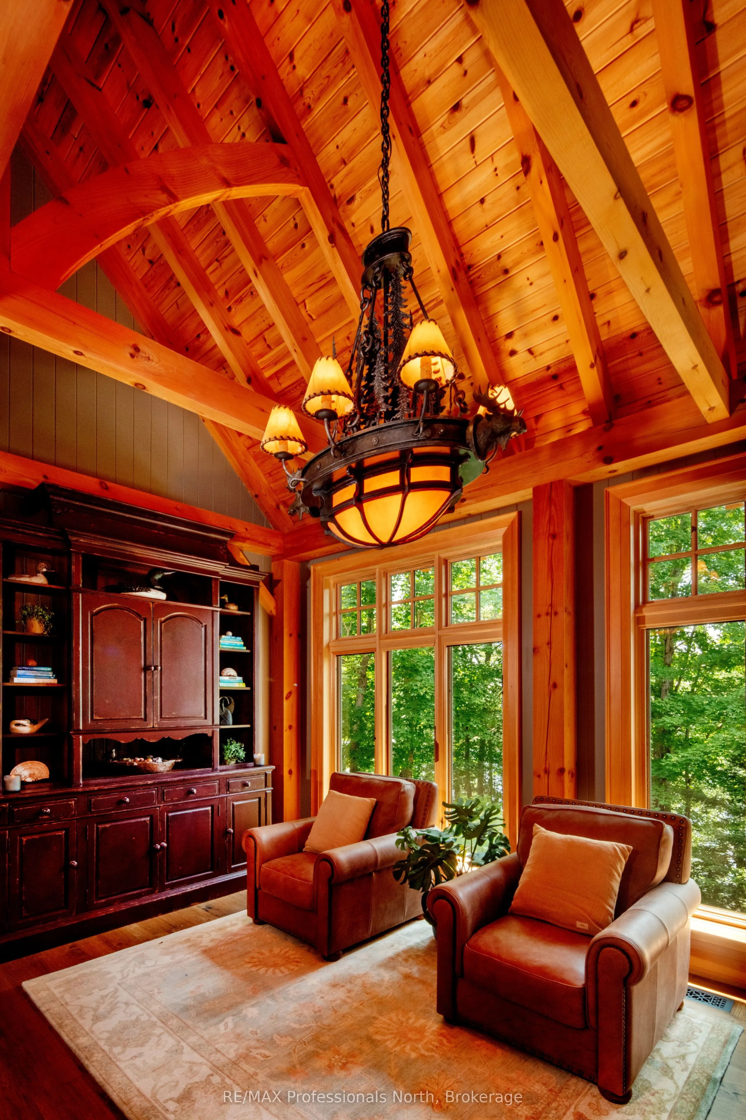 1600 Misty Knoll Trail
