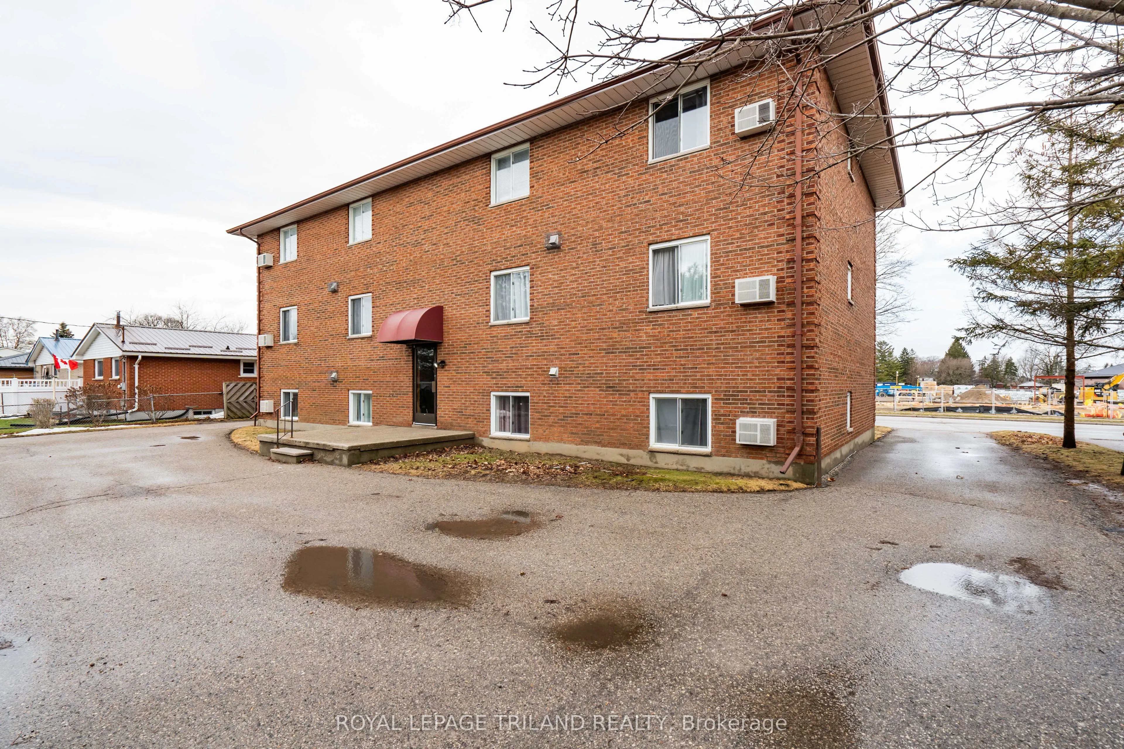 221 Highview Drive