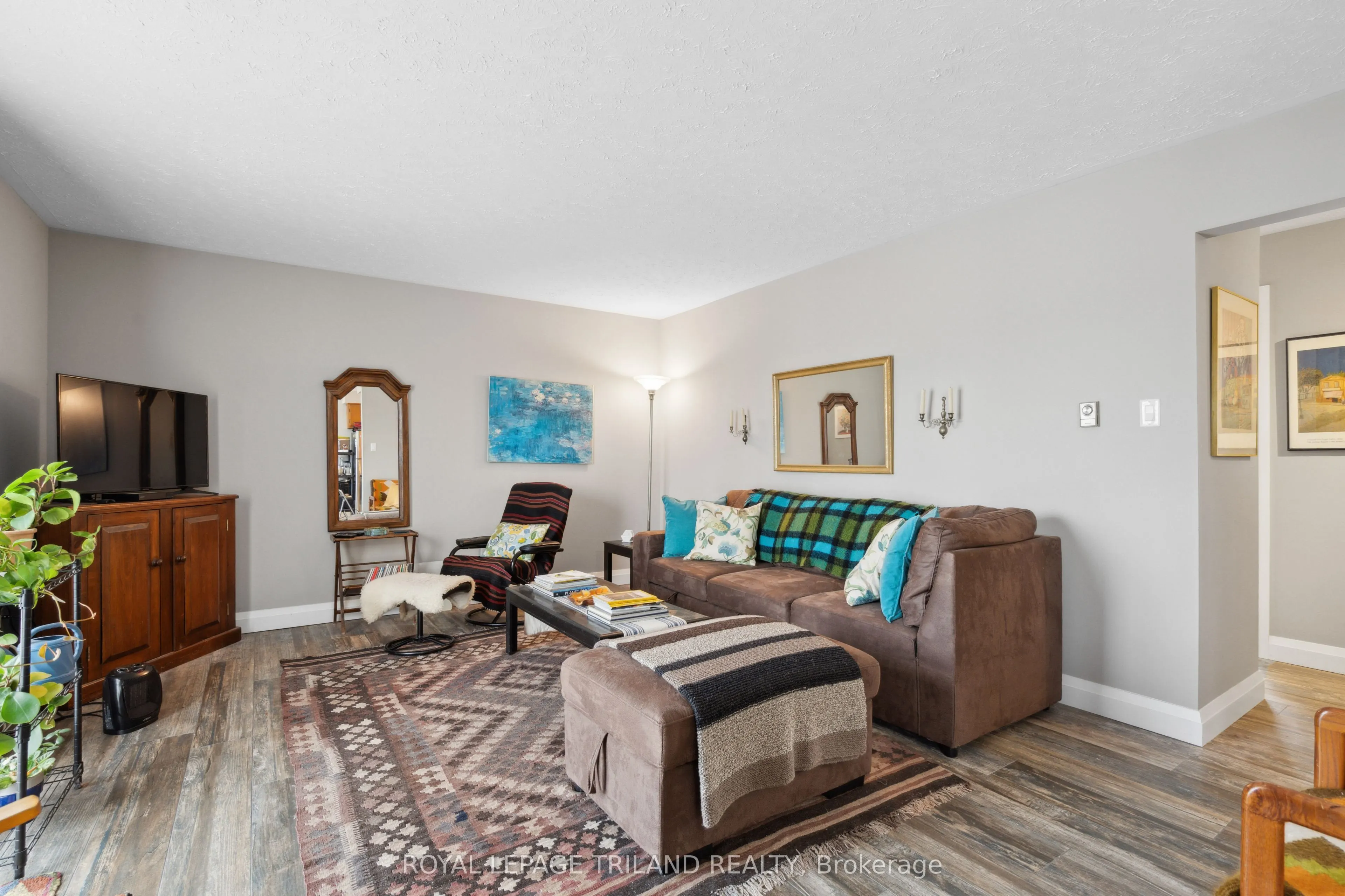 221 Highview Drive