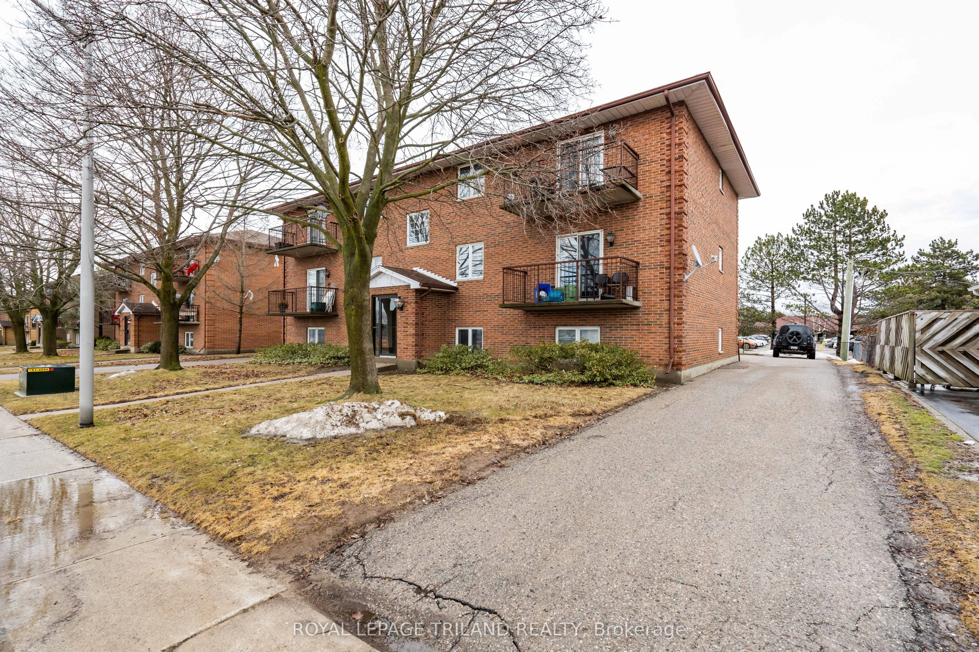 221 Highview Drive