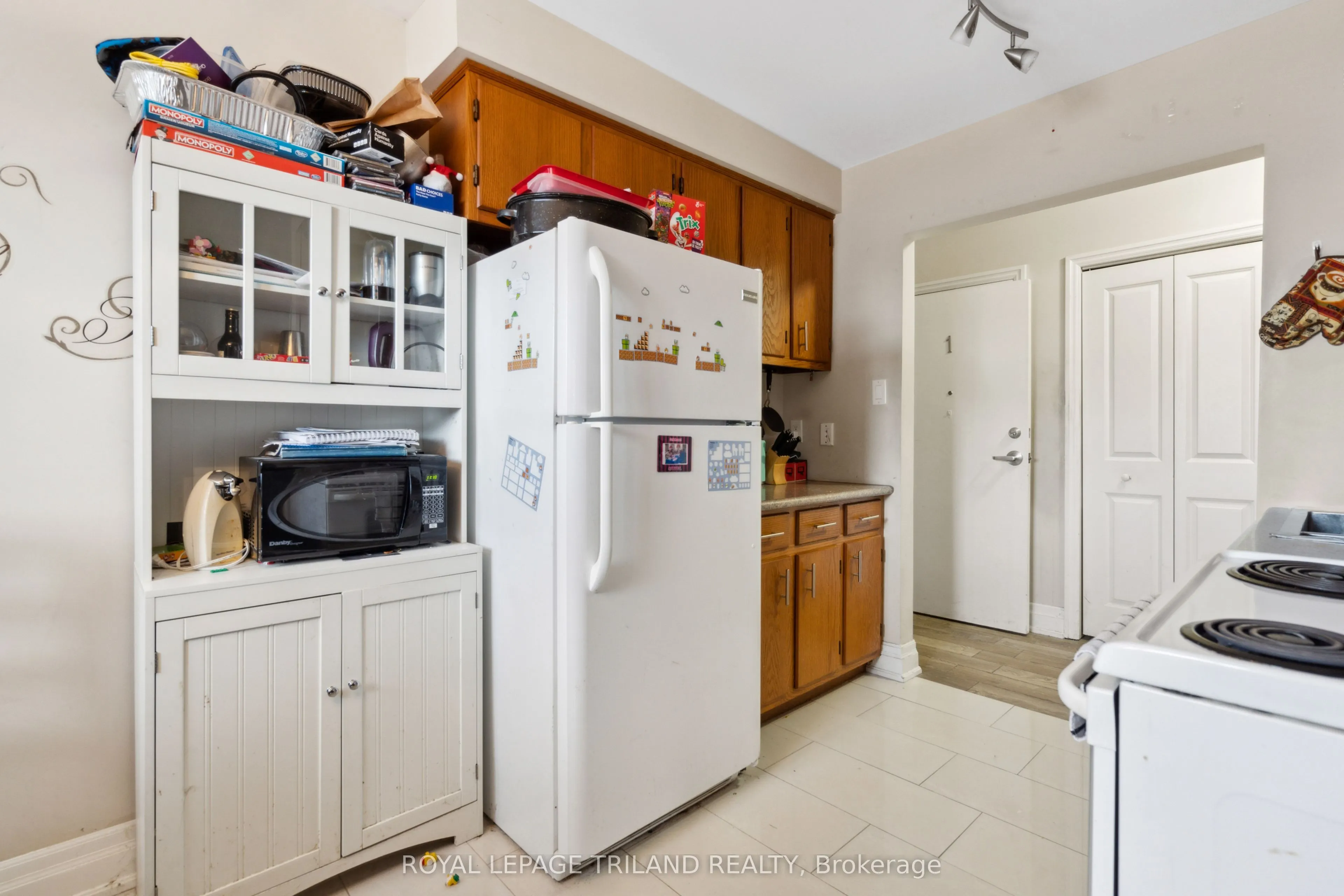 221 Highview Drive