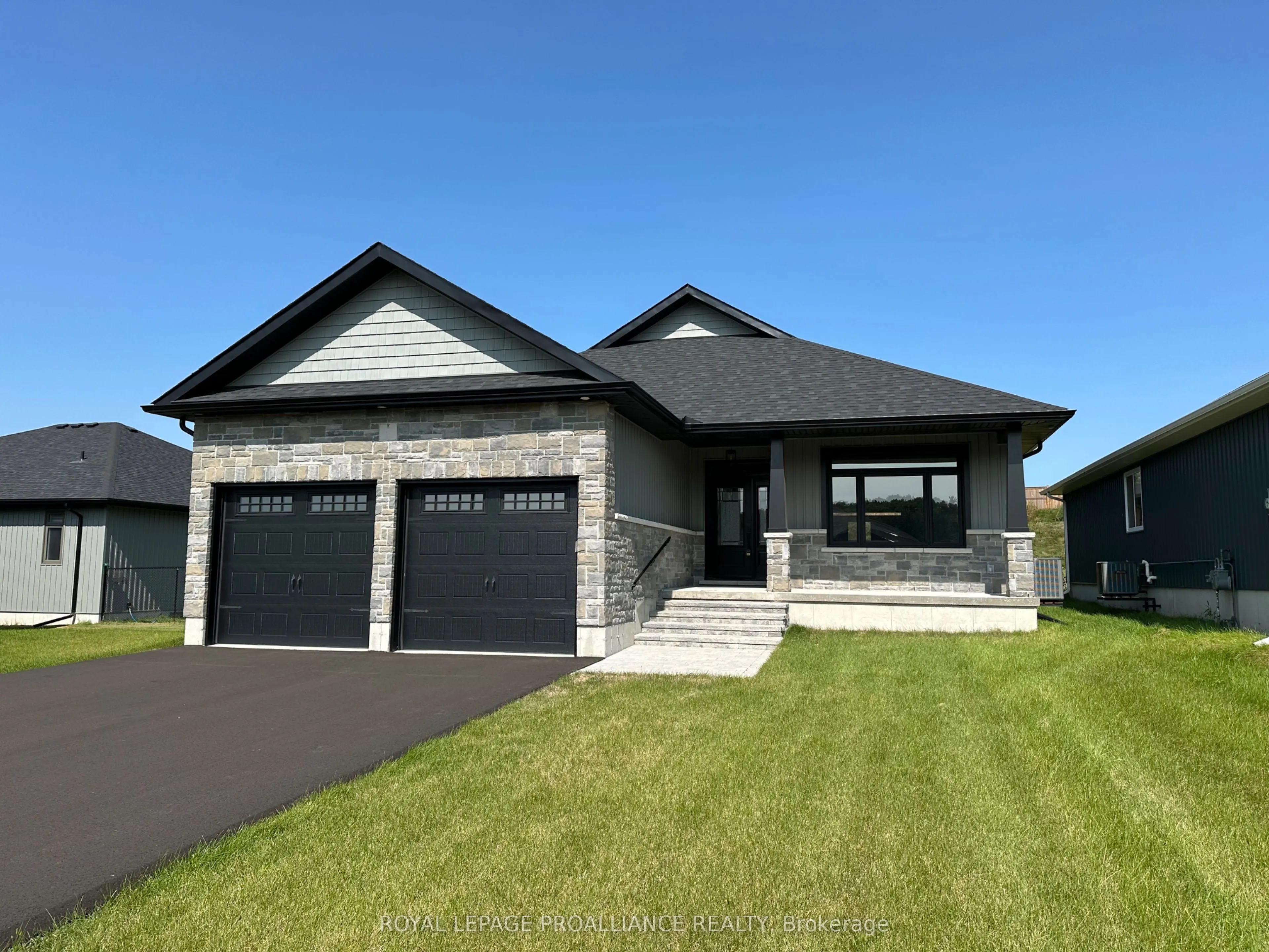 31 Mackenzie John Crescent