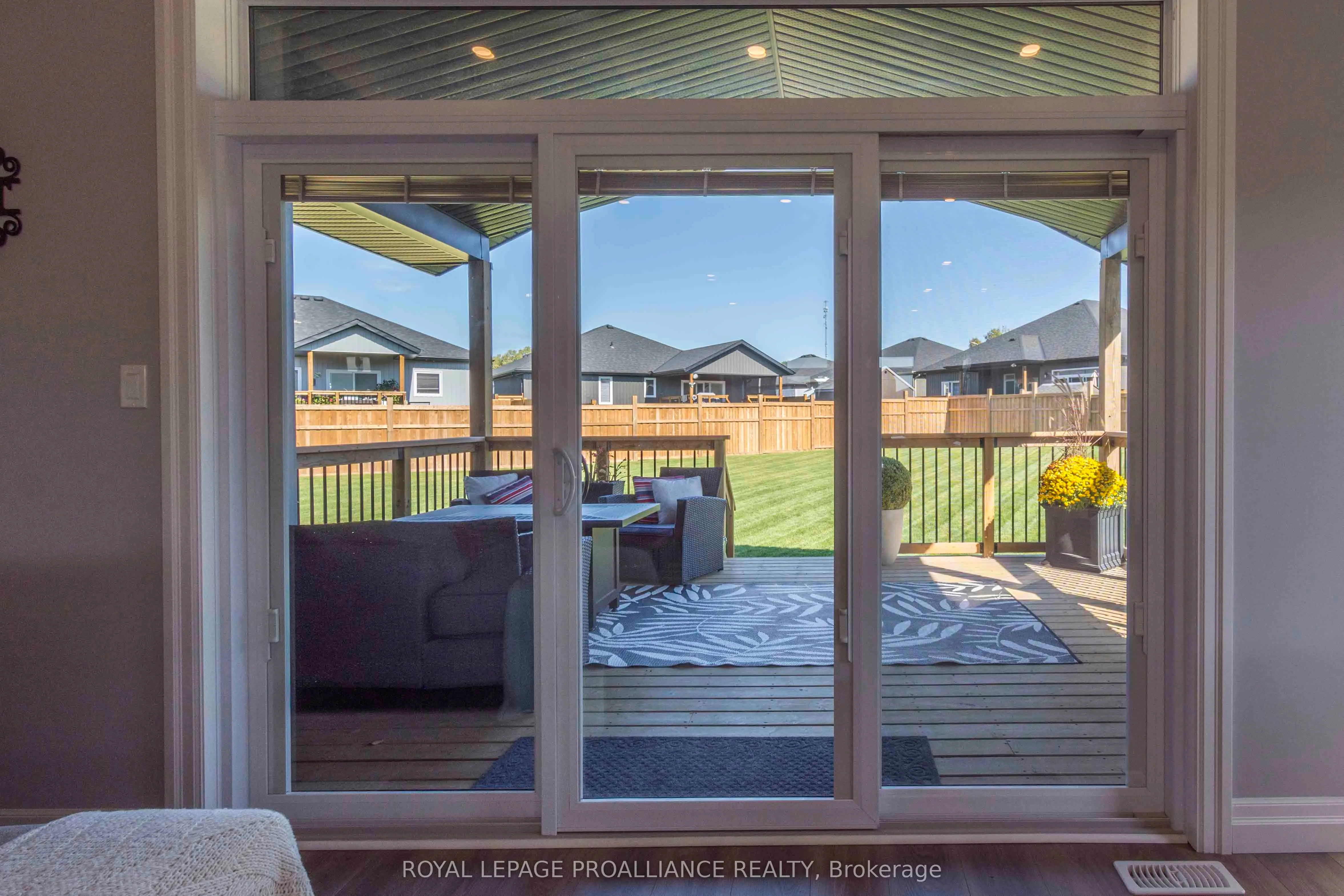38 Mackenzie John Crescent