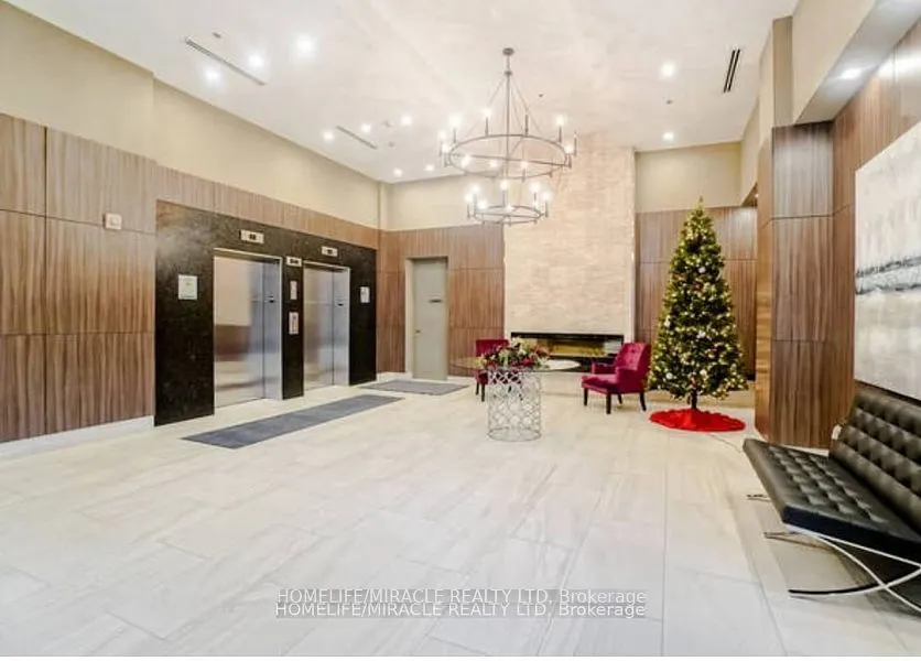 560 North service Road, #802