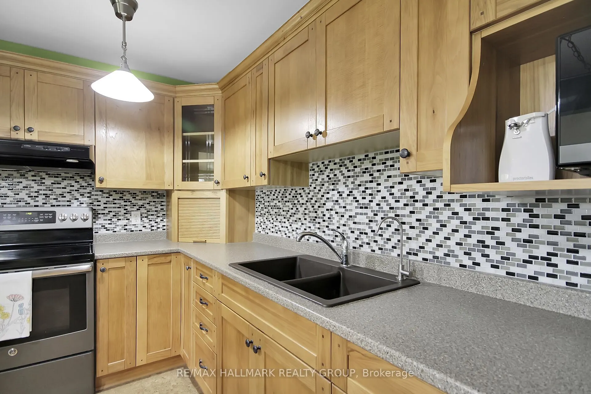 8441 Mitch Owens Drive