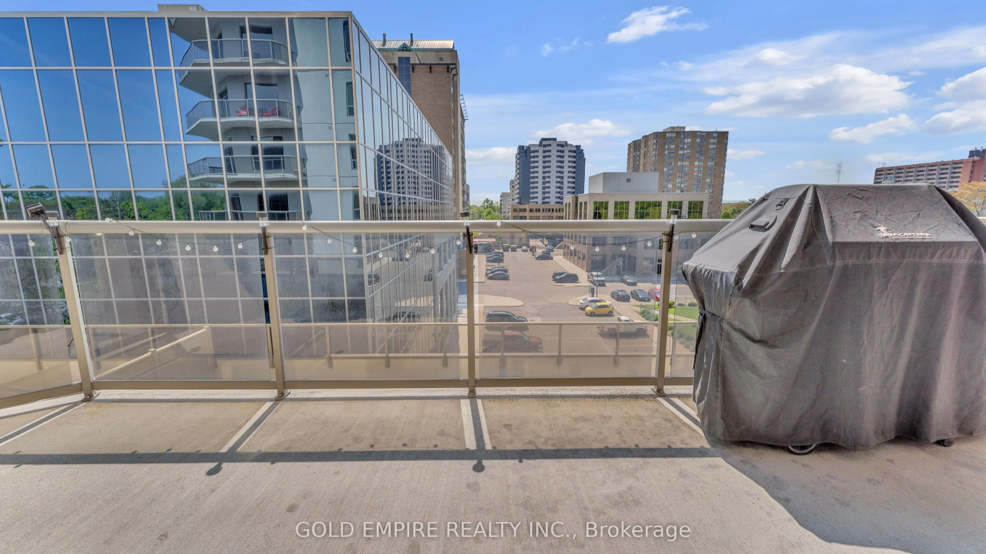 250 Pall Mall Street, #507