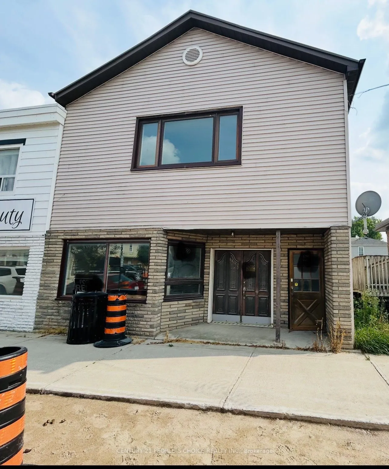 179 Main Street W