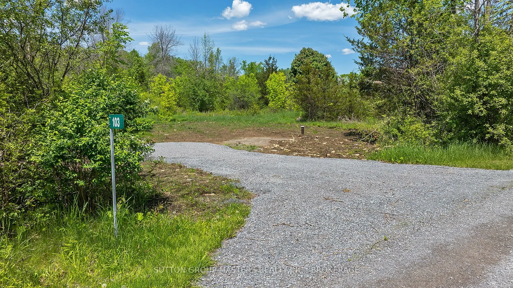 103 Estis Road