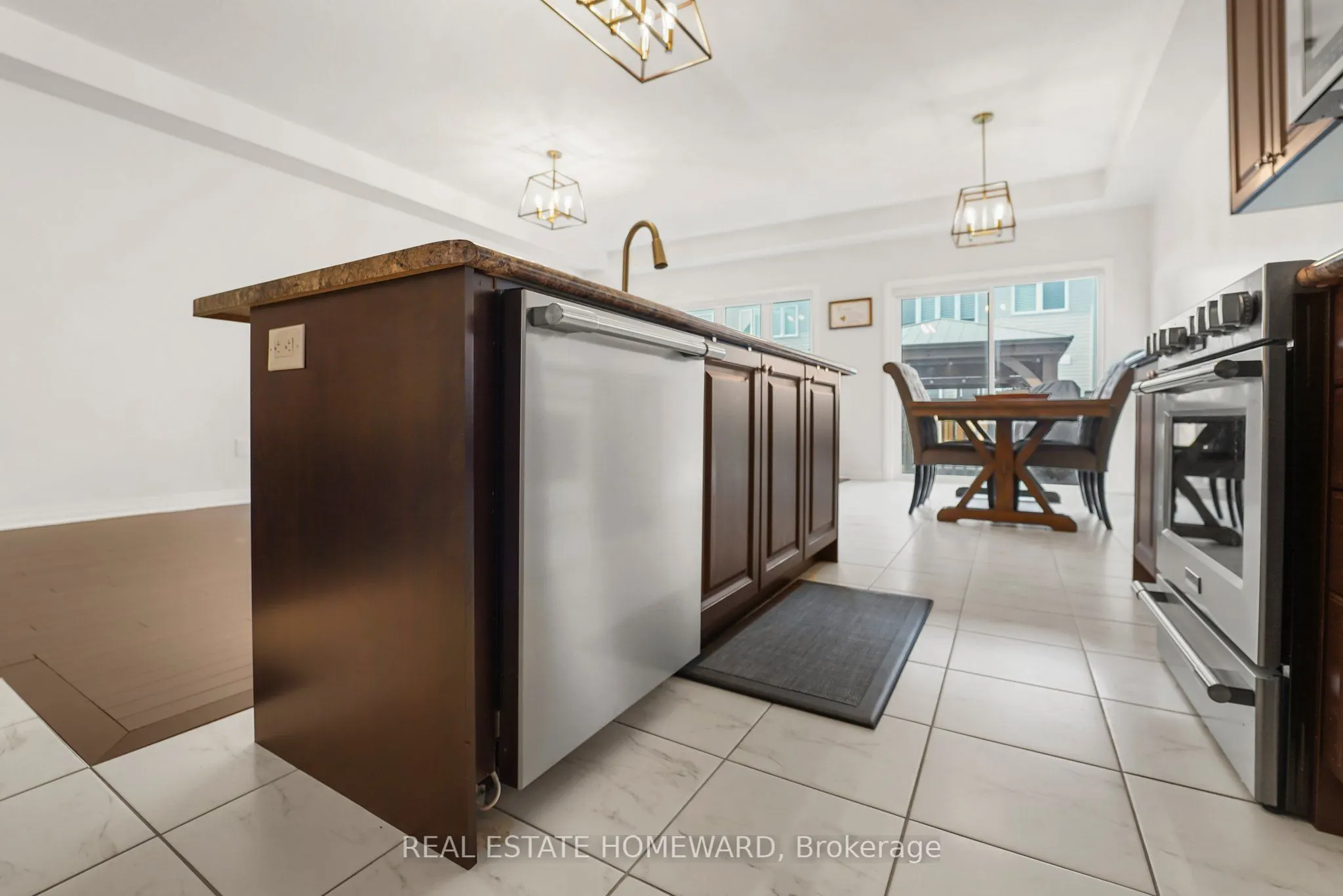 4102 Fracchioni Drive